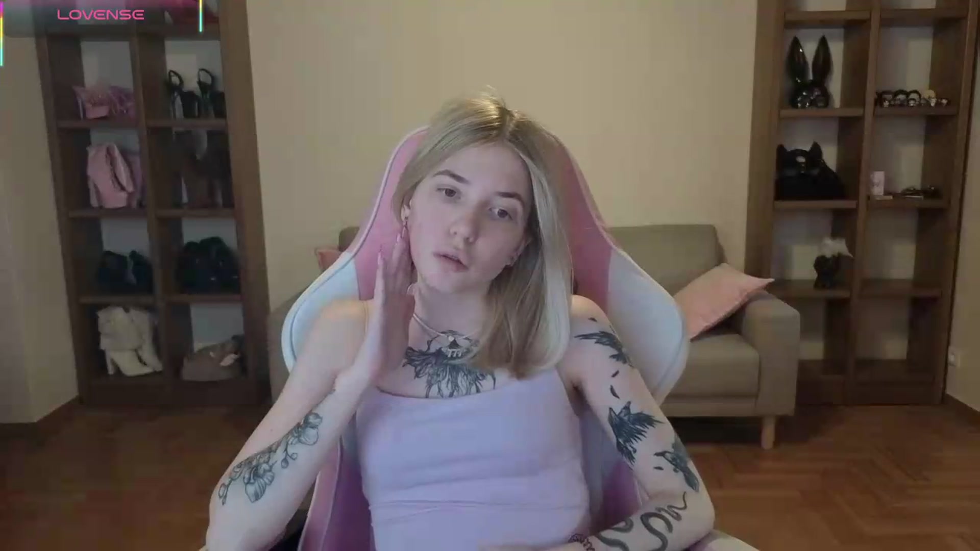 Gallery image thumbnail from Serphelia's myfreecams stream on, 05/21/2026, 18:18 image 8 of 20