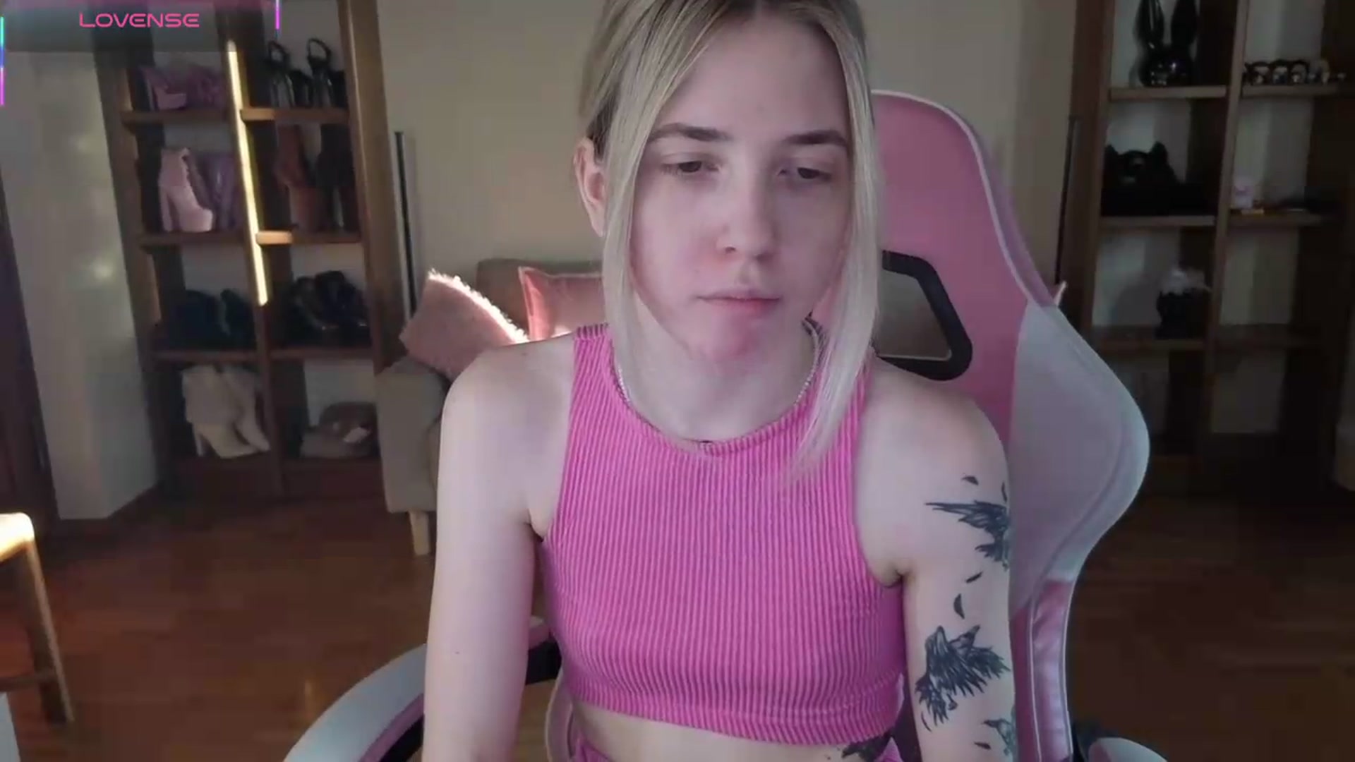 Gallery image thumbnail from Serphelia's myfreecams stream on, 05/25/2026, 18:16 image 6 of 20