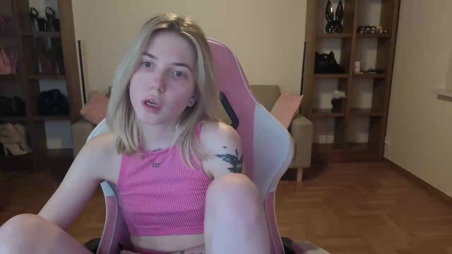 Gallery image thumbnail from Serphelia's myfreecams stream on, 05/26/2026, 24:00 image 16 of 20