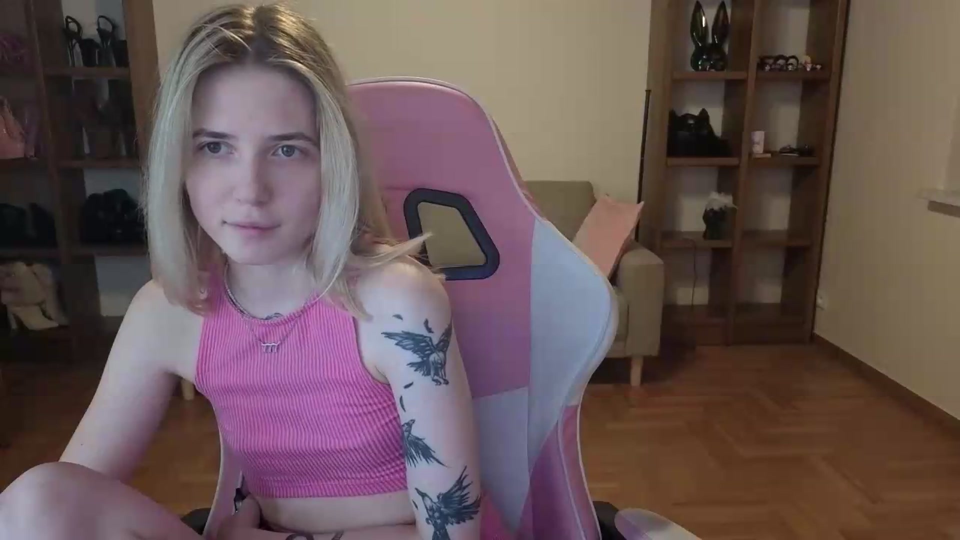 Gallery image thumbnail from Serphelia's myfreecams stream on, 05/26/2026, 24:00 image 15 of 20