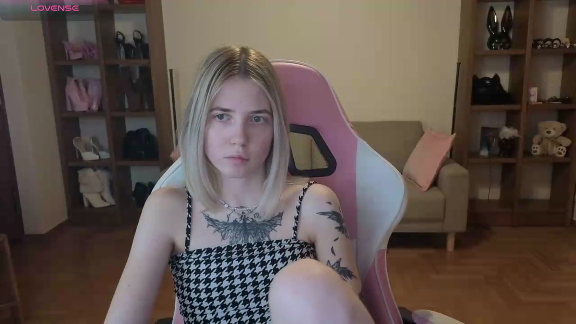 Gallery image thumbnail from Serphelia's myfreecams stream on, 05/27/2026, 19:55 image 2 of 20