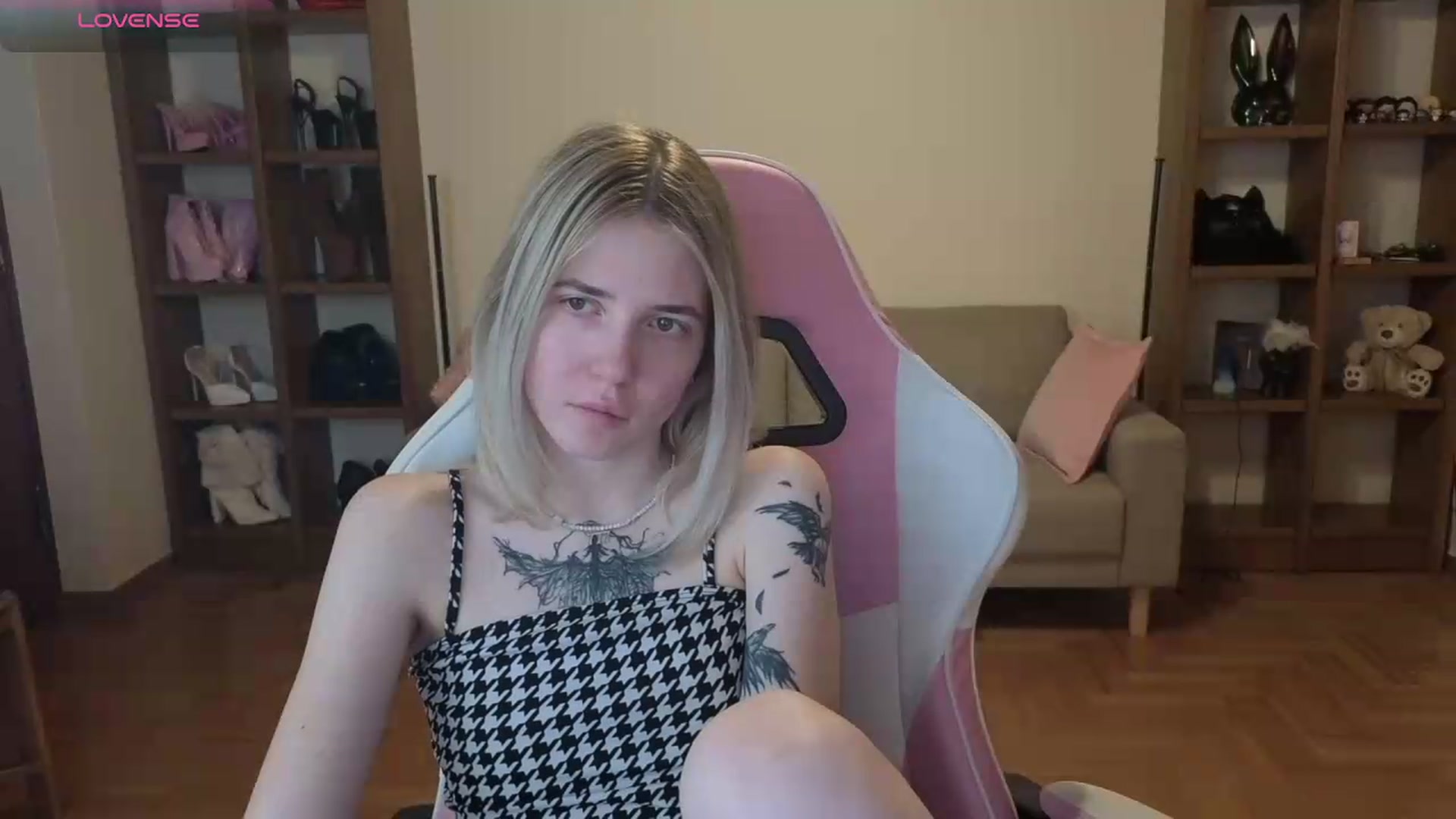Gallery image thumbnail from Serphelia's myfreecams stream on, 05/27/2026, 19:55 image 3 of 20