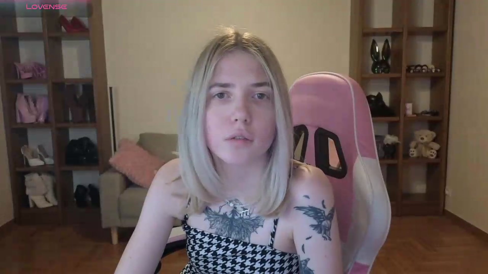 Gallery image thumbnail from Serphelia's myfreecams stream on, 05/27/2026, 20:08 image 9 of 20