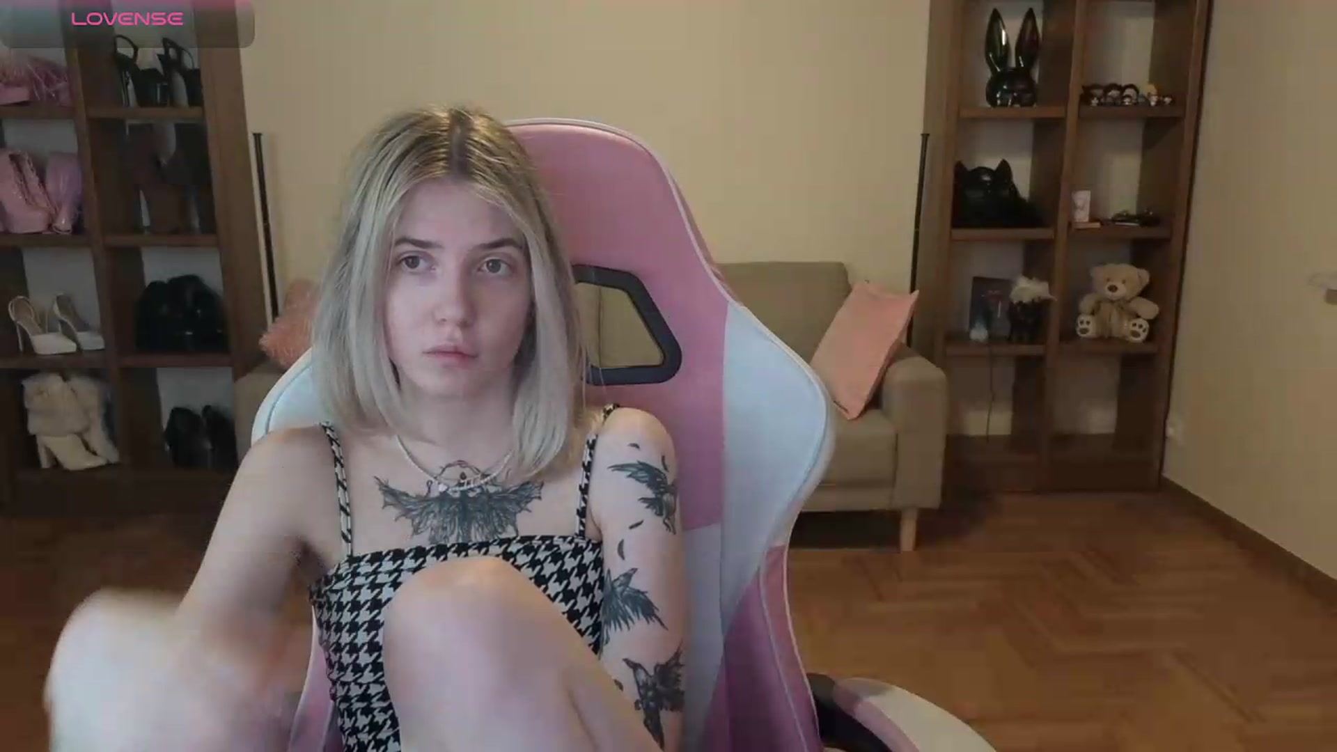 Gallery image thumbnail from Serphelia's myfreecams stream on, 05/27/2026, 21:06 image 2 of 20