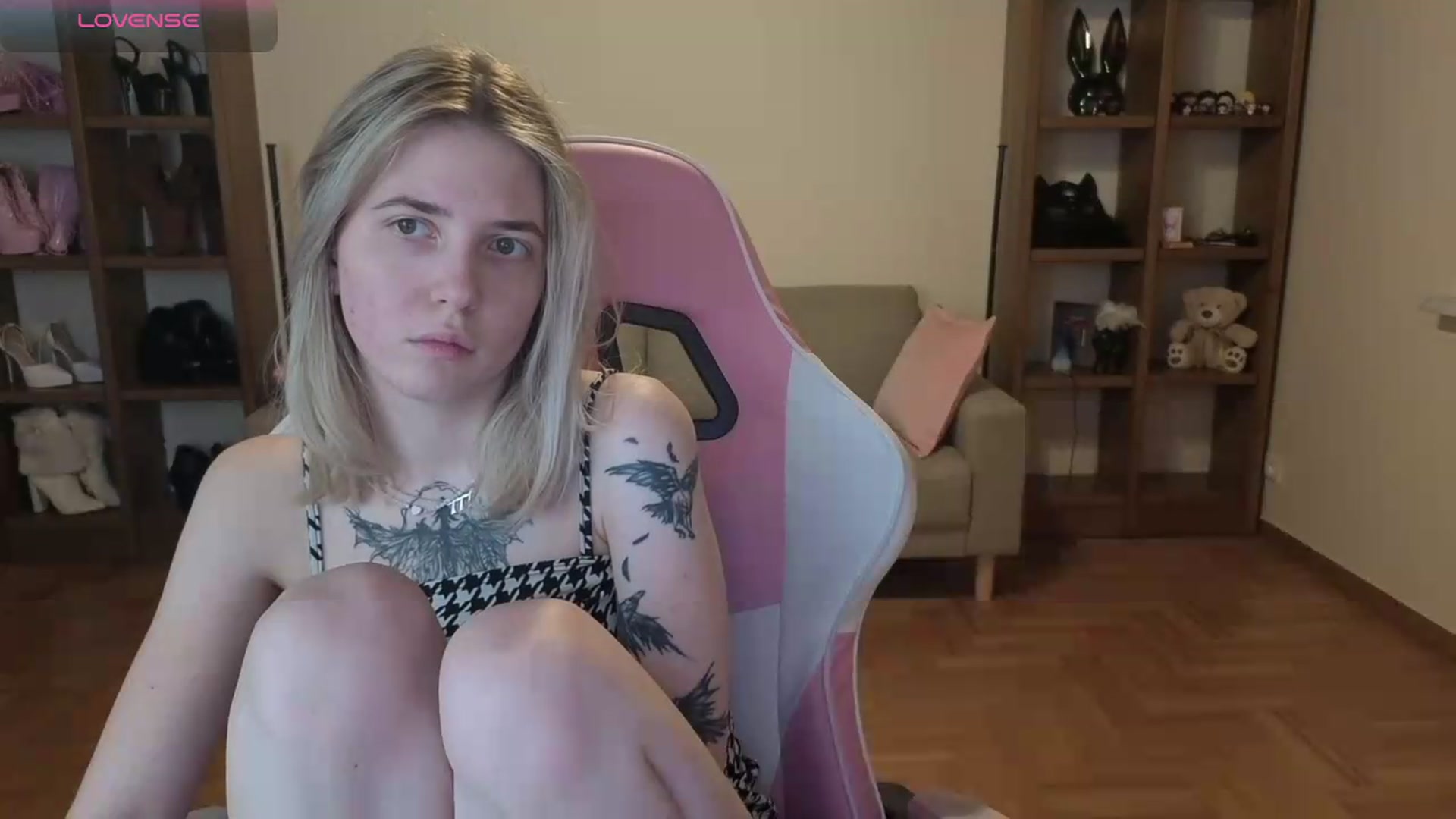 Gallery image thumbnail from Serphelia's myfreecams stream on, 05/27/2026, 21:06 image 9 of 20