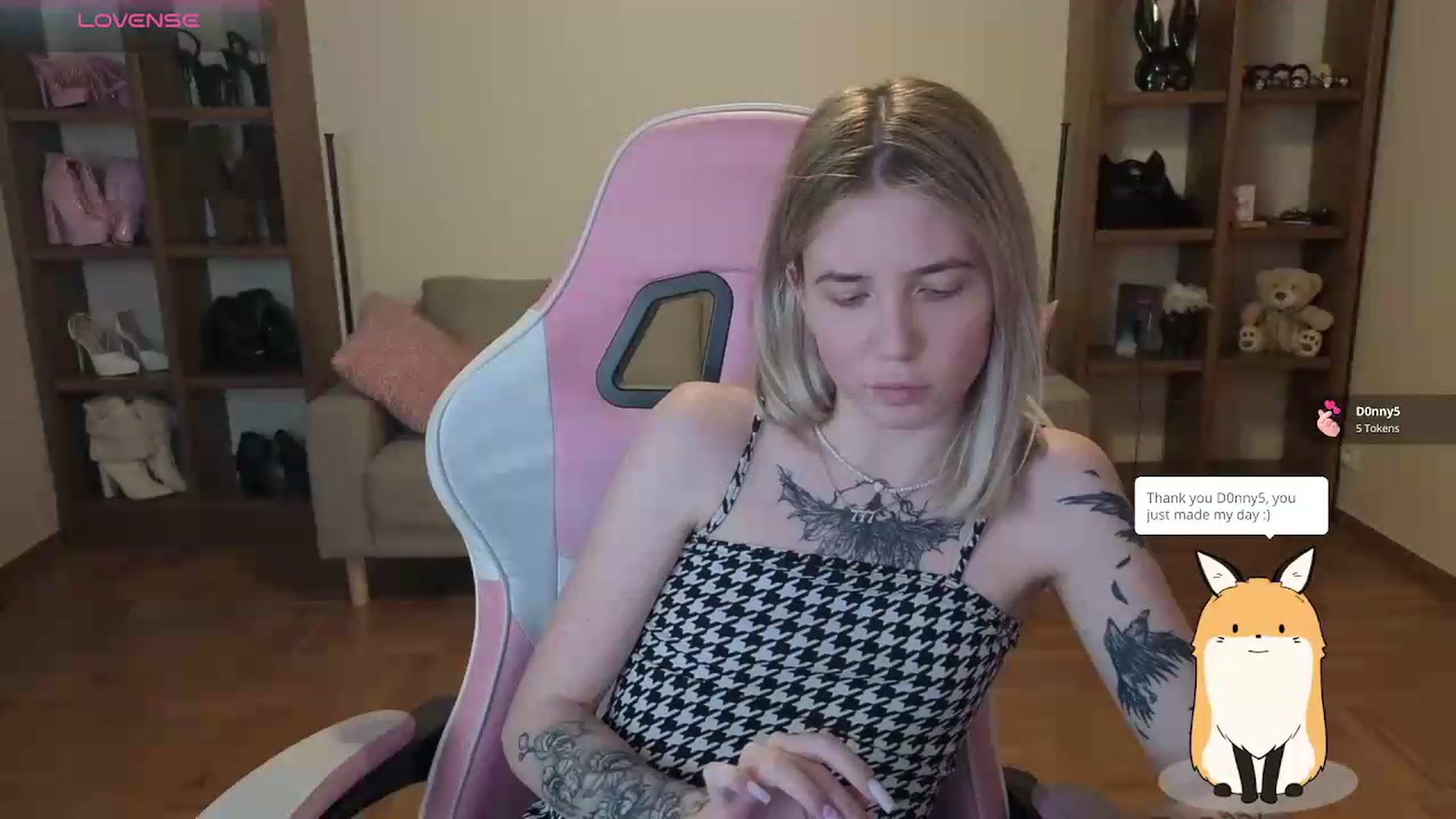 Gallery image thumbnail from Serphelia's myfreecams stream on, 05/28/2026, 24:06 image 14 of 20