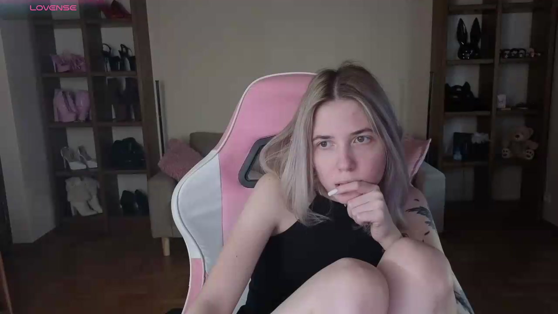 Gallery image thumbnail from Serphelia's myfreecams stream on, 05/28/2026, 20:18 image 8 of 20