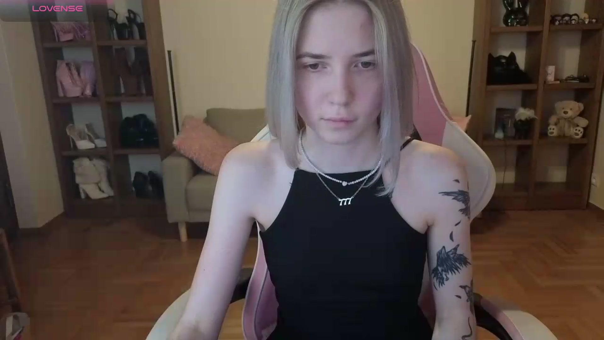 Gallery image thumbnail from Serphelia's myfreecams stream on, 05/28/2026, 20:18 image 16 of 20