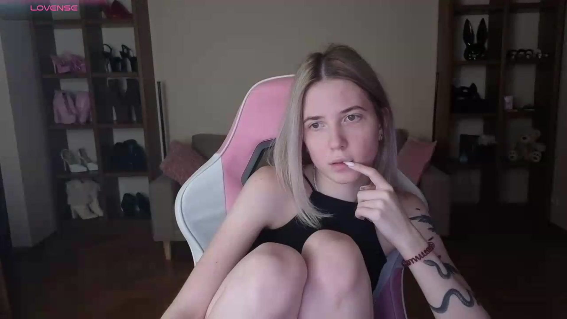 Gallery image thumbnail from Serphelia's myfreecams stream on, 05/28/2026, 20:18 image 14 of 20