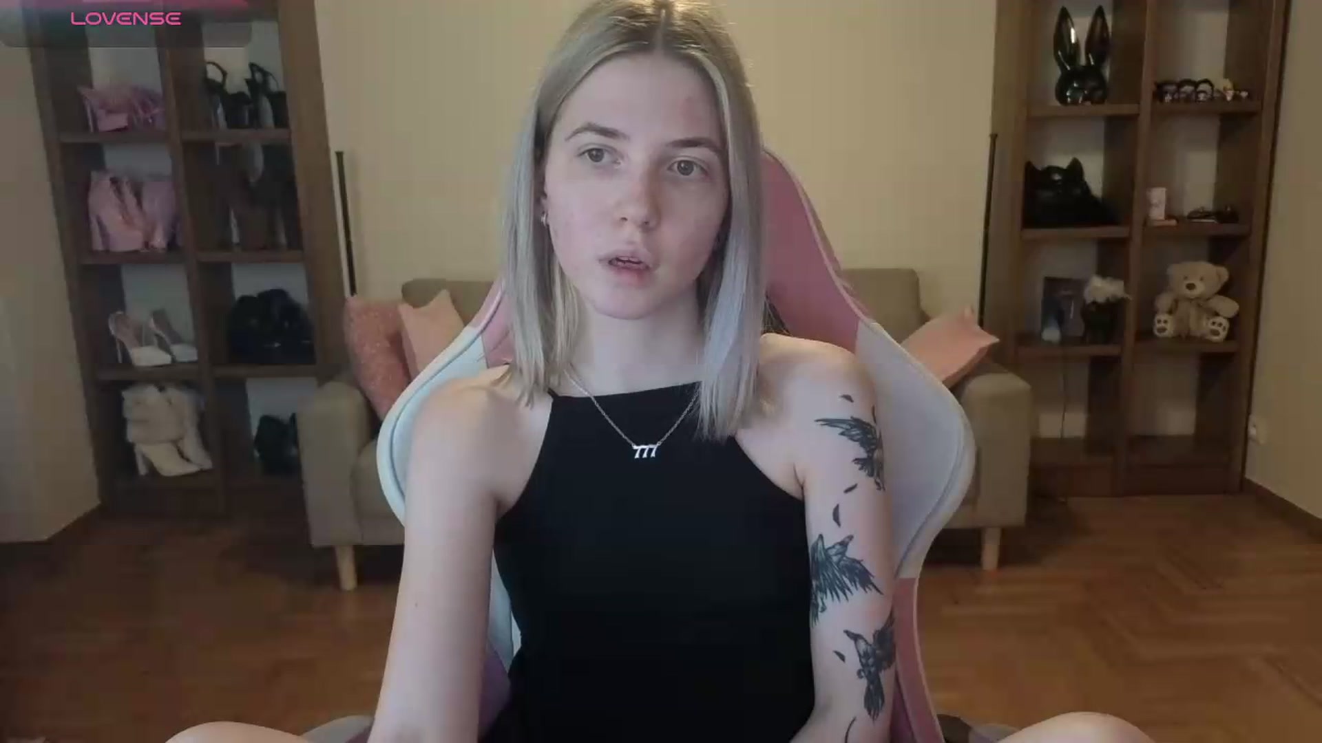 Gallery image thumbnail from Serphelia's myfreecams stream on, 05/28/2026, 23:52 image 17 of 20