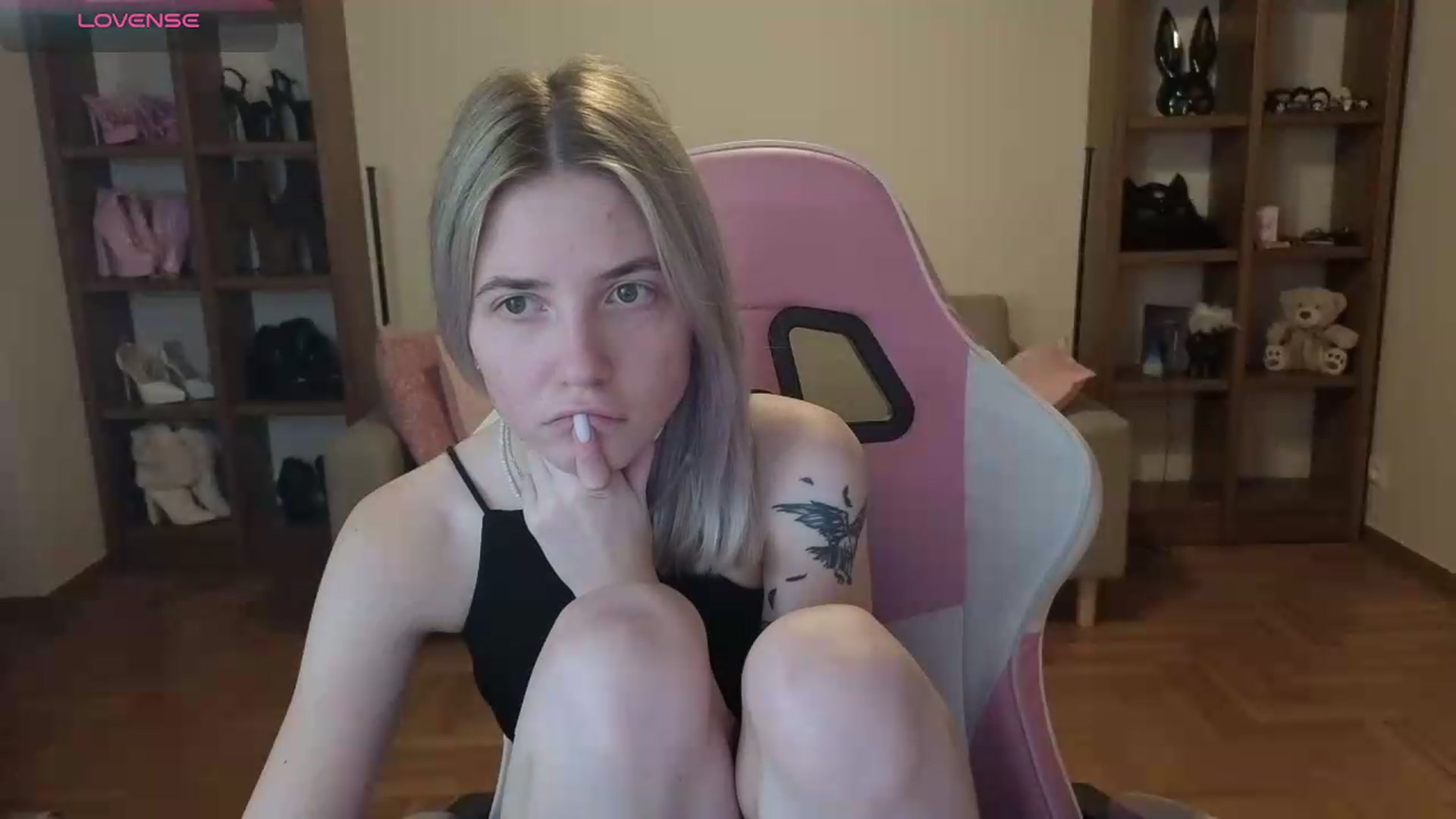 Gallery image thumbnail from Serphelia's myfreecams stream on, 05/28/2026, 23:52 image 6 of 20