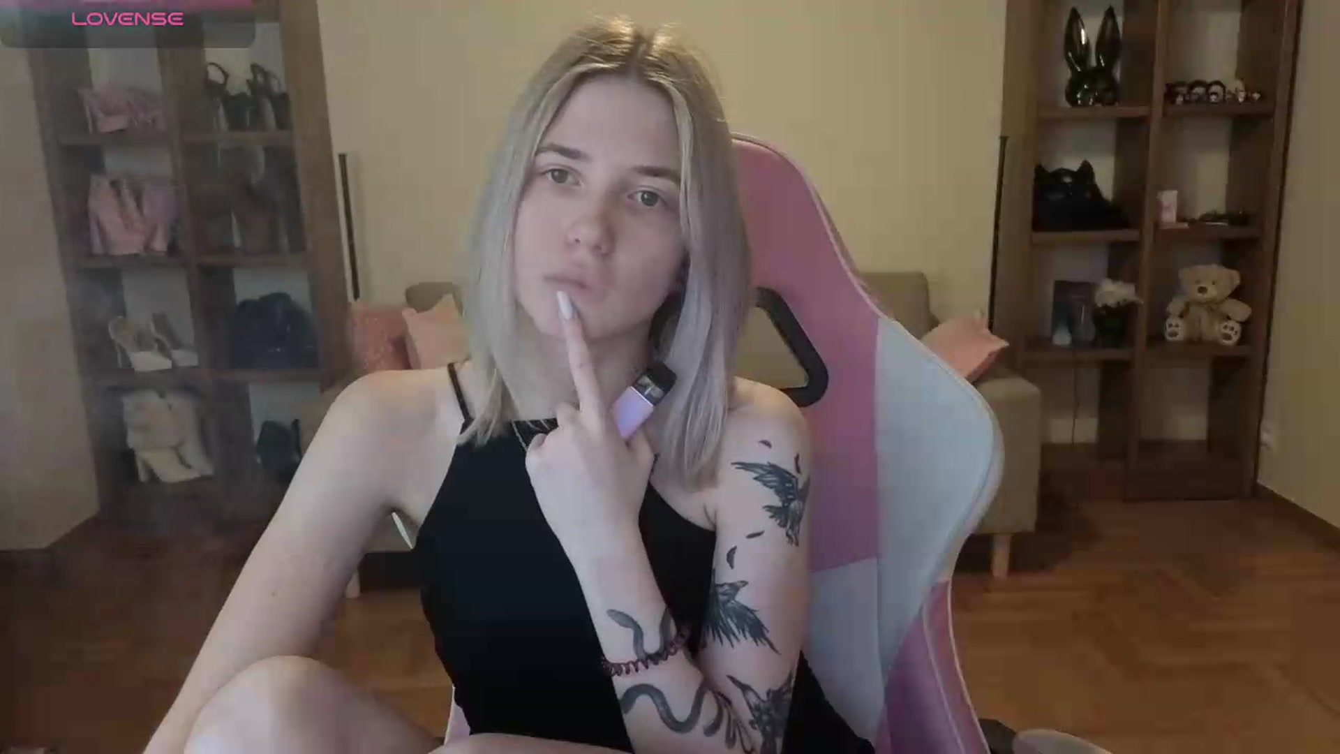 Gallery image thumbnail from Serphelia's myfreecams stream on, 05/28/2026, 23:52 image 9 of 20