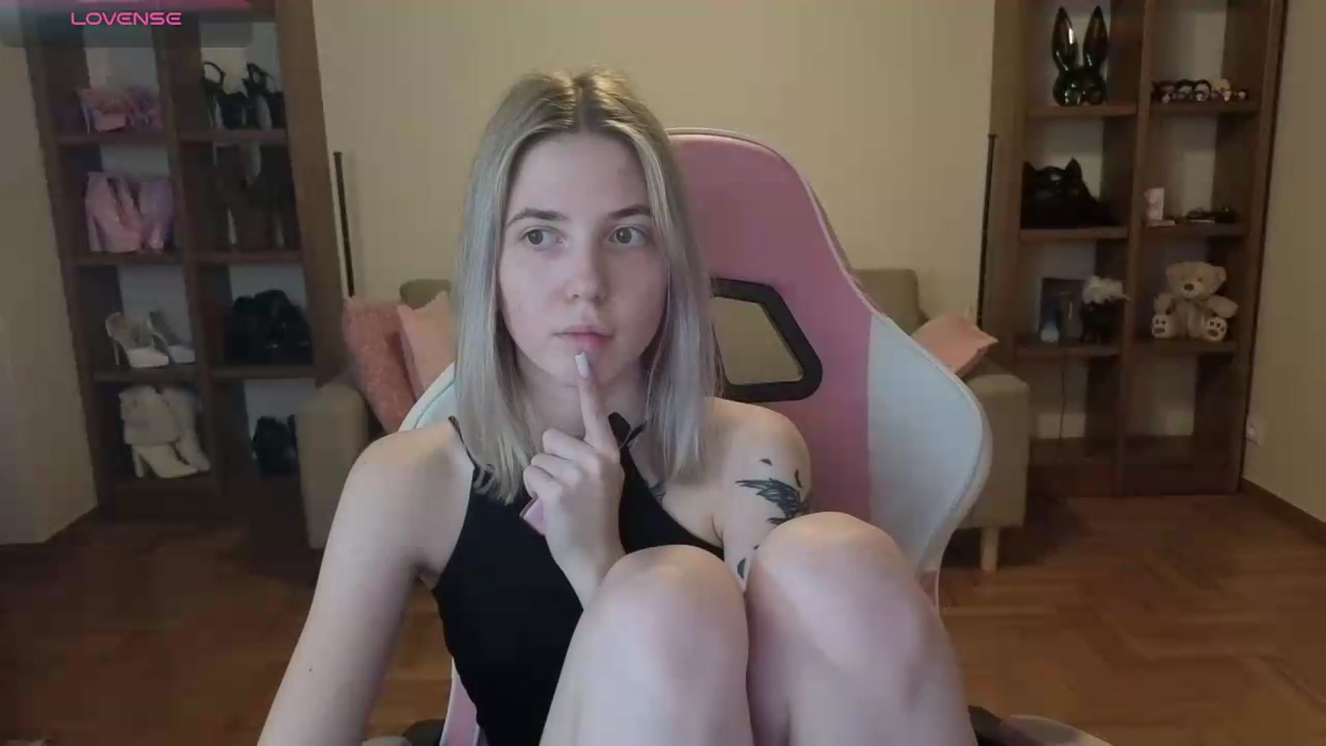 Gallery image thumbnail from Serphelia's myfreecams stream on, 05/28/2026, 23:52 image 13 of 20