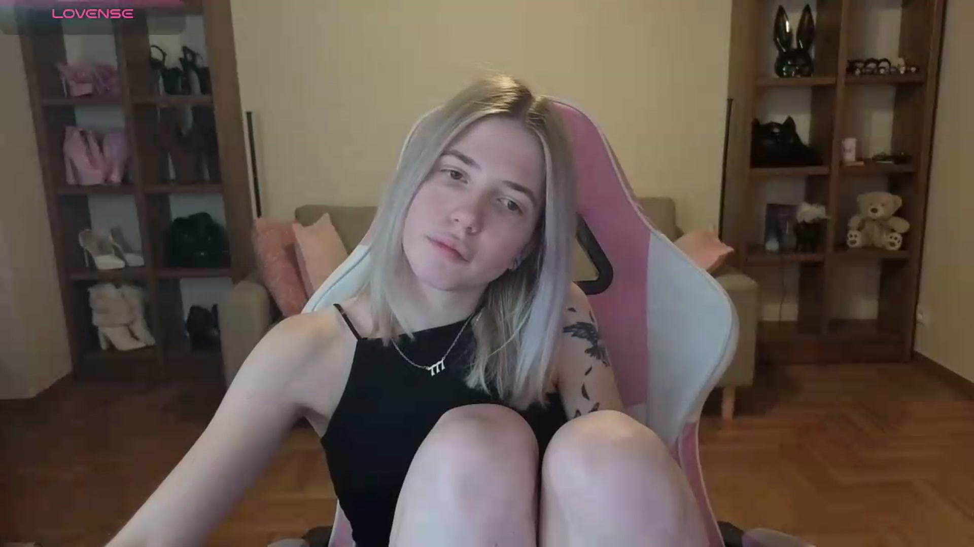 Gallery image thumbnail from Serphelia's myfreecams stream on, 05/28/2026, 23:52 image 3 of 20