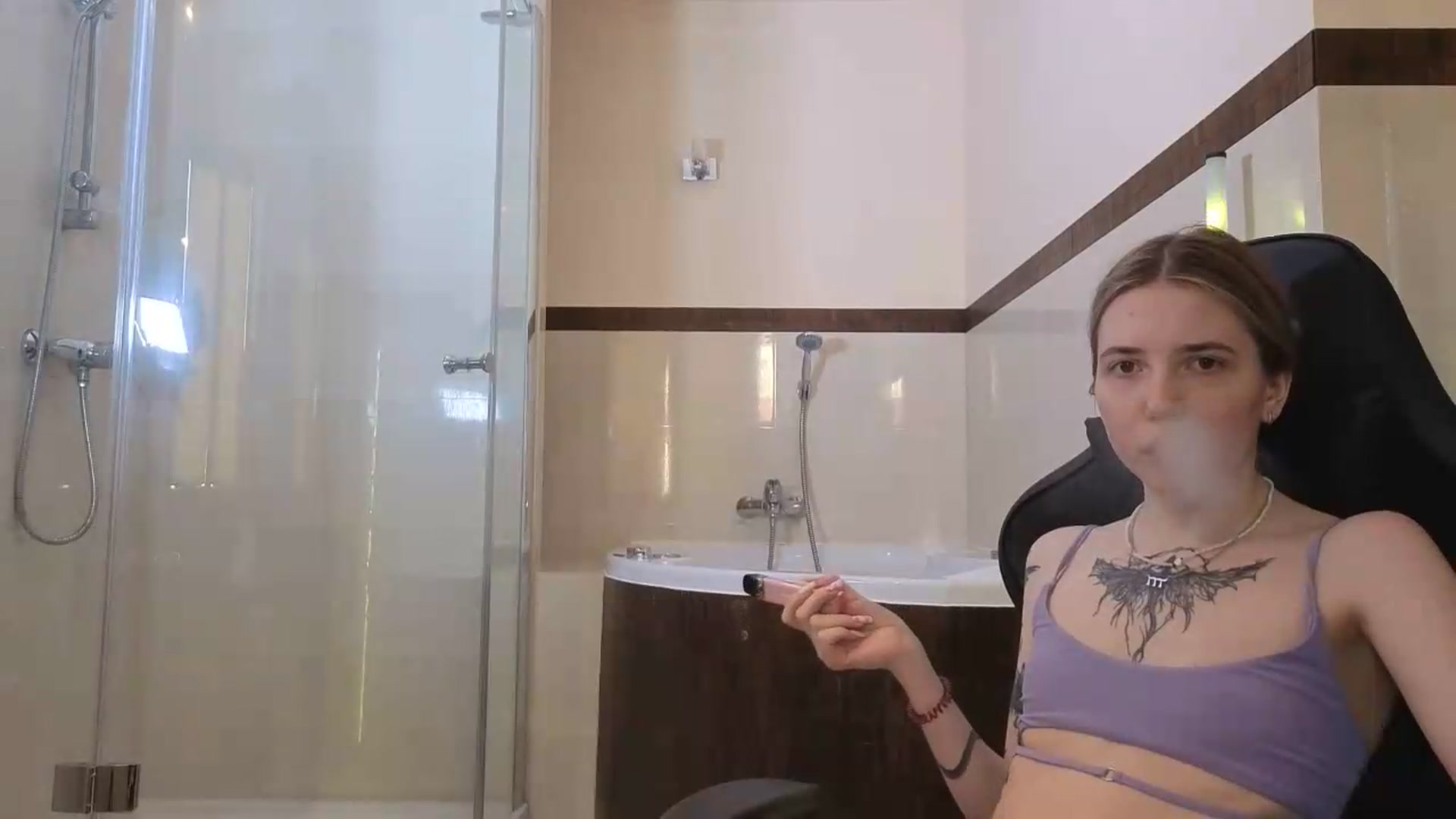 Gallery image thumbnail from Serphelia's myfreecams stream on, 05/29/2026, 16:36 image 7 of 20