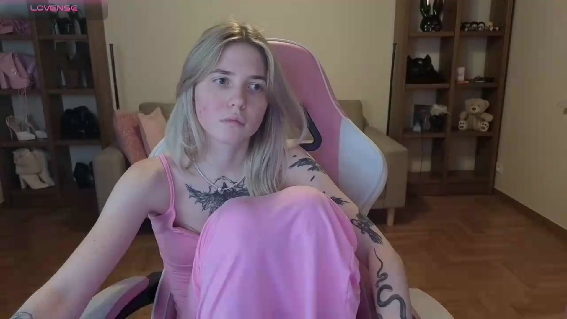 Gallery image thumbnail from Serphelia's myfreecams stream on, 05/30/2026, 21:09 image 13 of 20