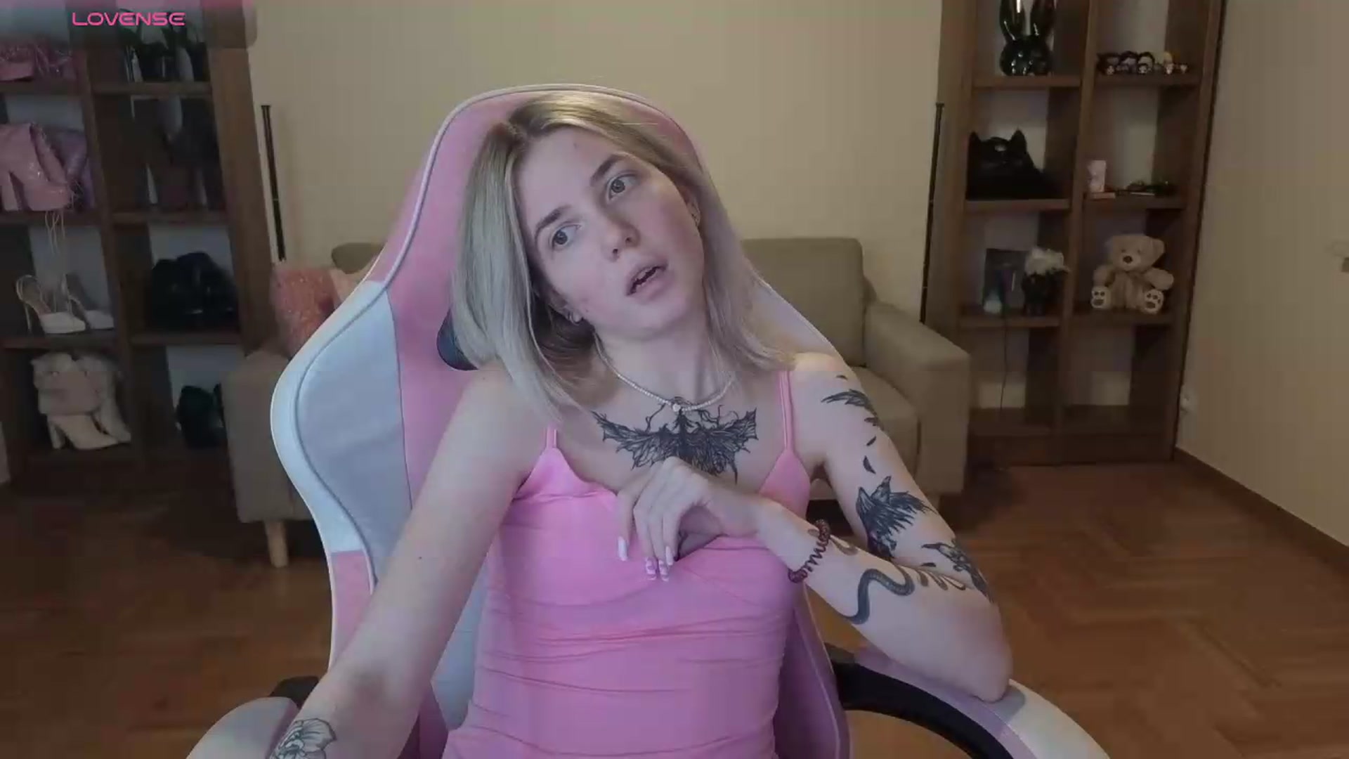 Gallery image thumbnail from Serphelia's myfreecams stream on, 05/30/2026, 21:09 image 10 of 20