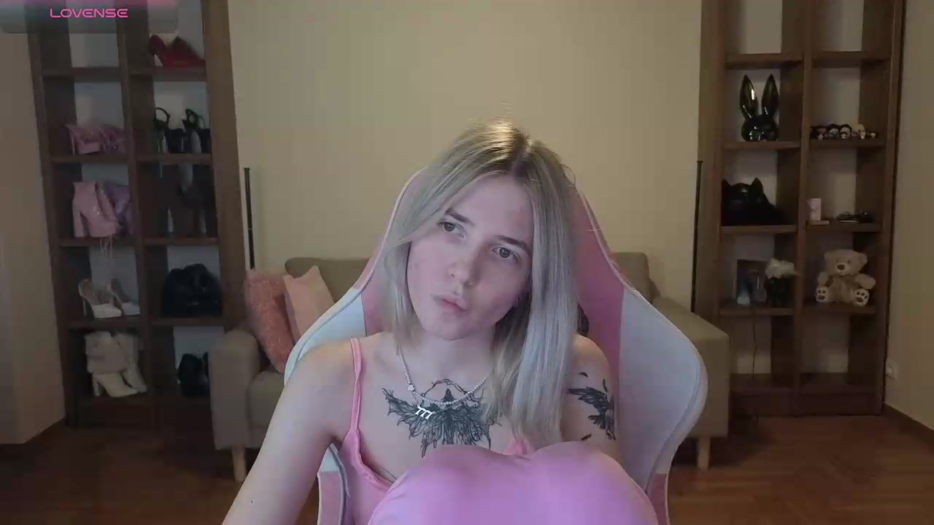 Gallery image thumbnail from Serphelia's myfreecams stream on, 05/30/2026, 21:09 image 6 of 20