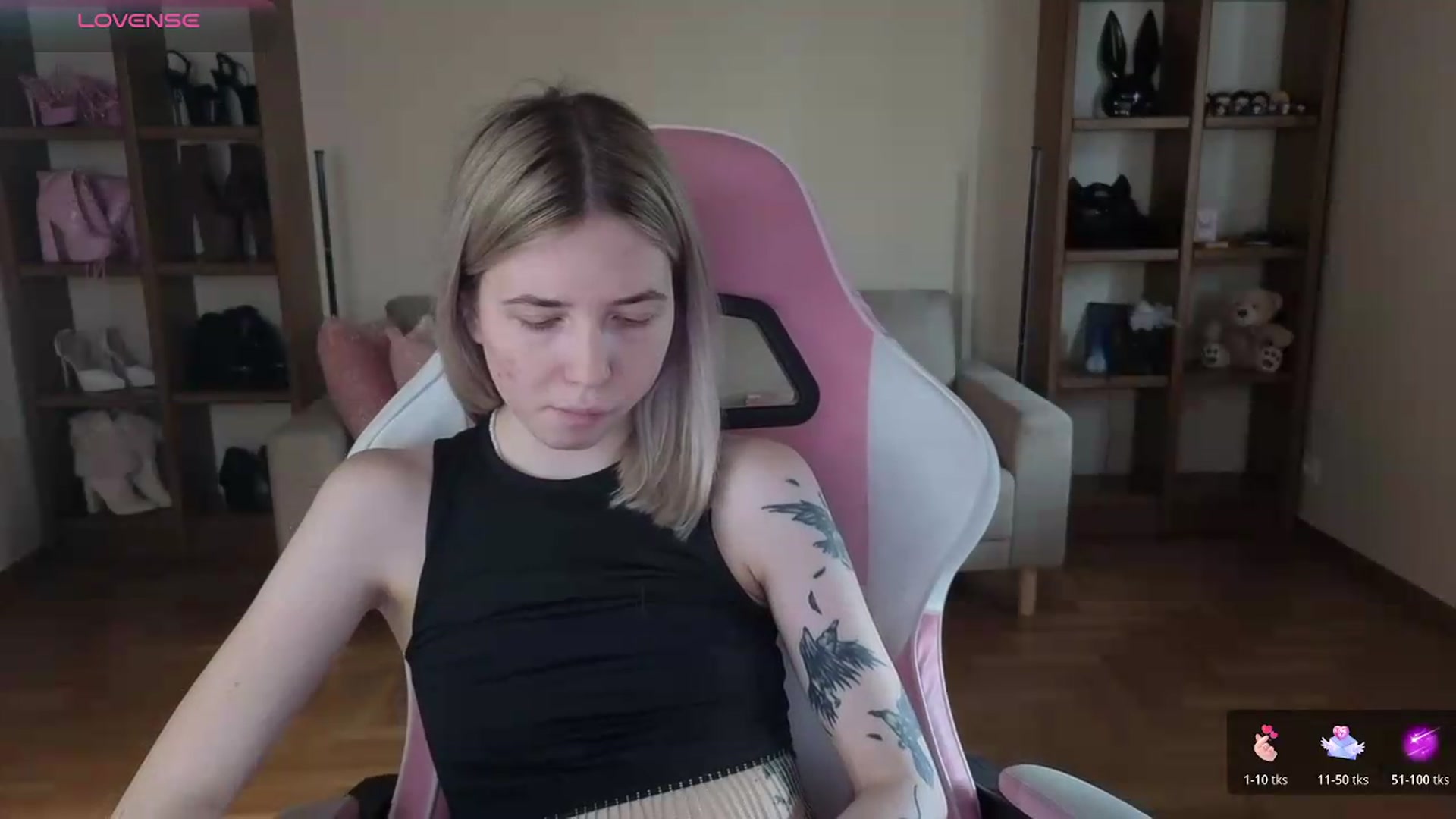 Gallery image thumbnail from Serphelia's myfreecams stream on, 06/01/2026, 17:10 image 5 of 20