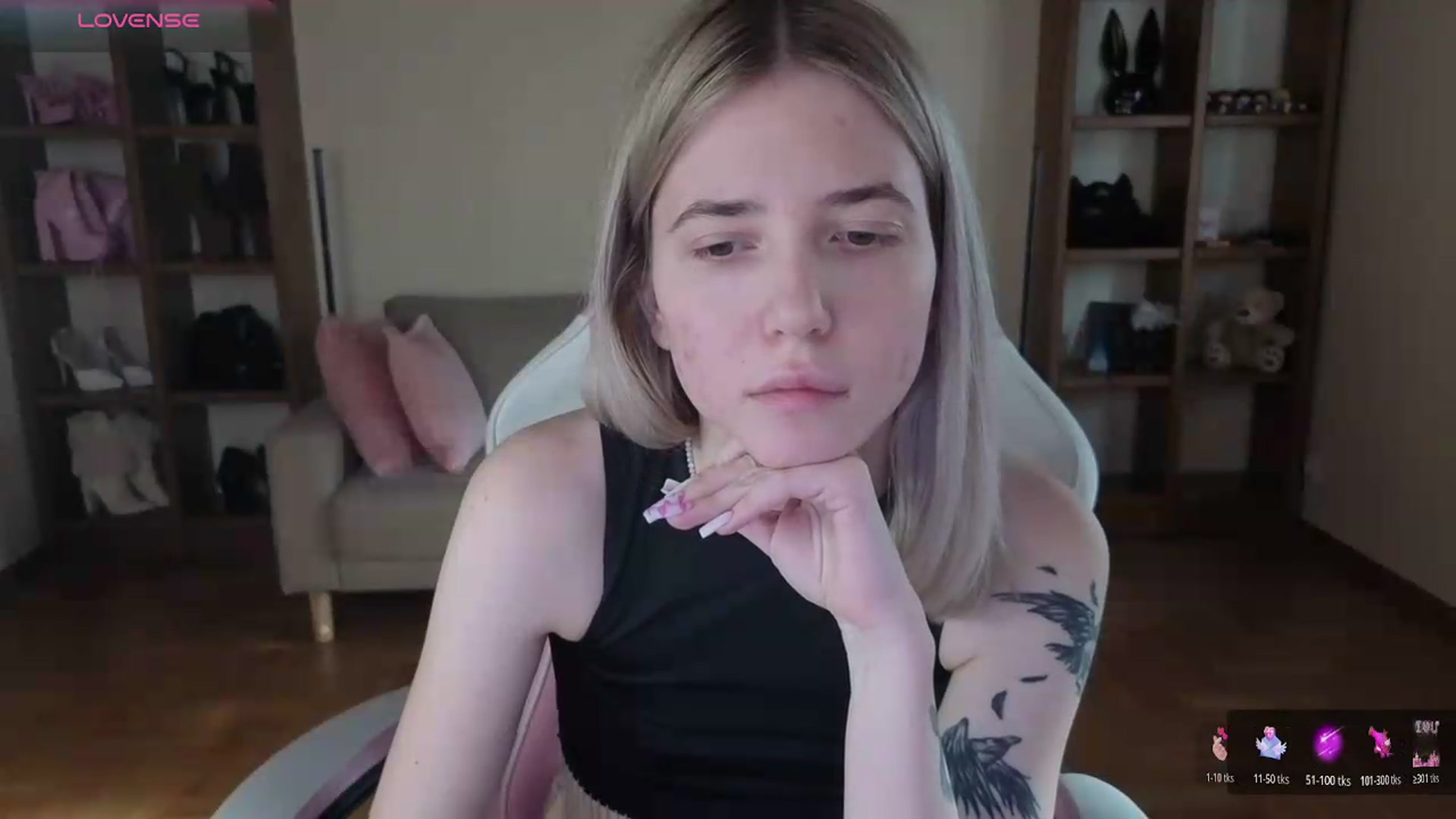 Gallery image thumbnail from Serphelia's myfreecams stream on, 06/01/2026, 17:10 image 8 of 20