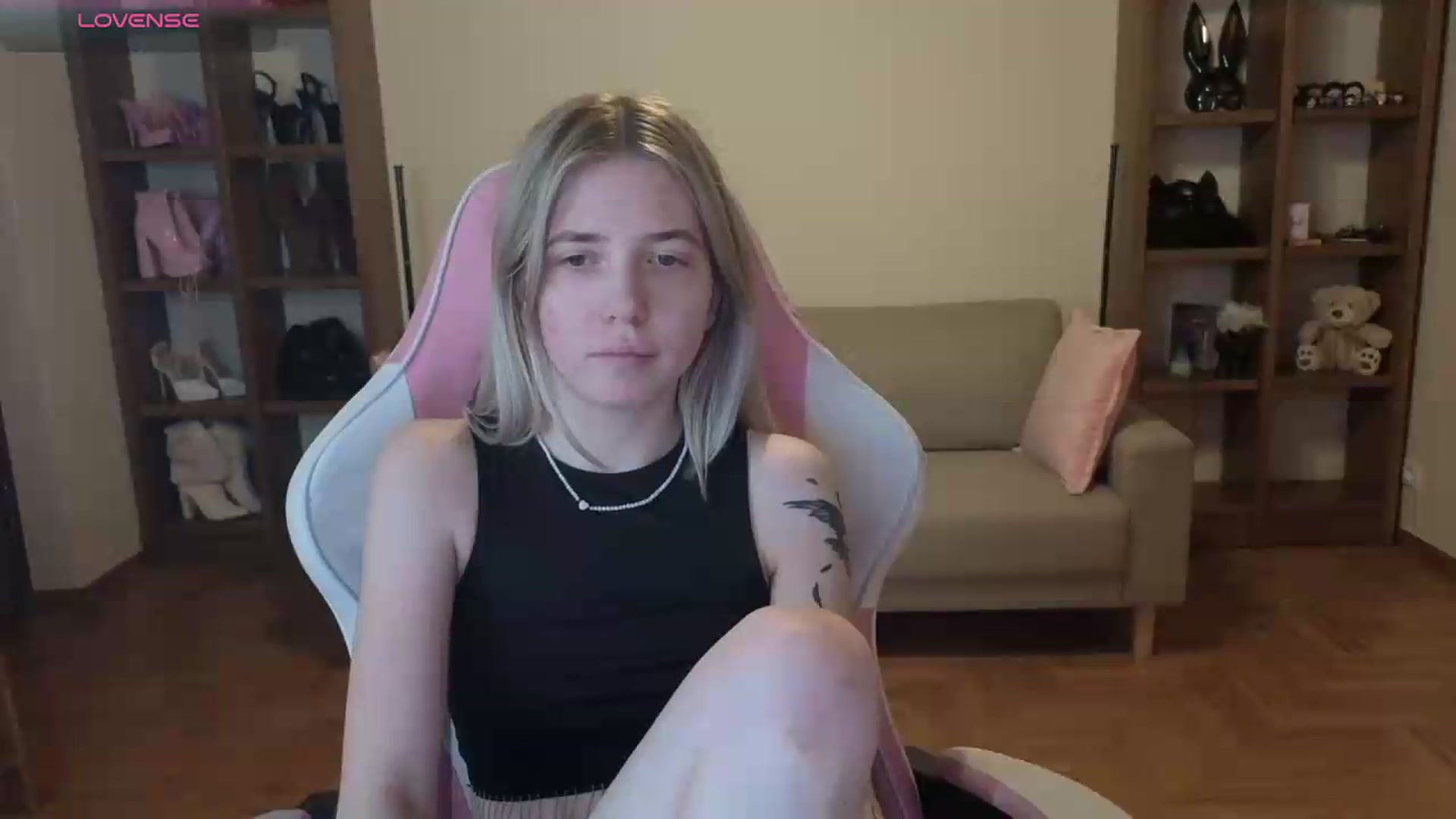 Gallery image thumbnail from Serphelia's myfreecams stream on, 06/01/2026, 23:04 image 16 of 20