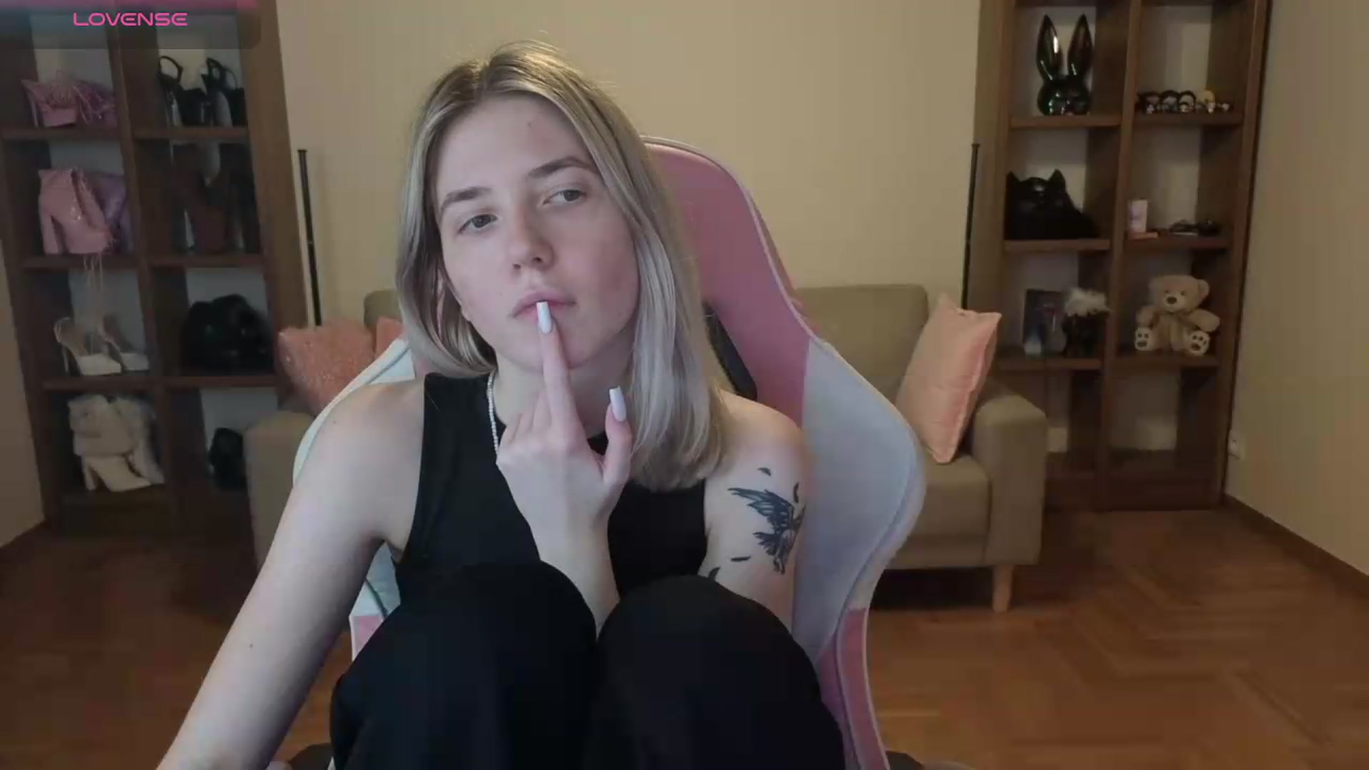 Gallery image thumbnail from Serphelia's myfreecams stream on, 06/02/2026, 24:02 image 11 of 20