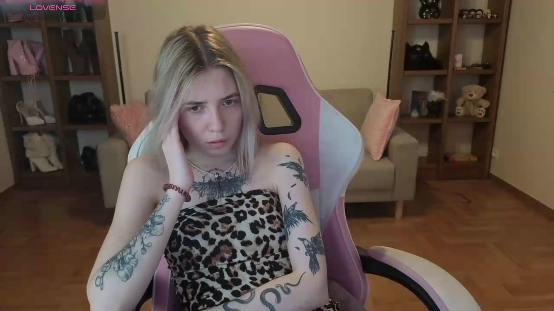 Gallery image thumbnail from Serphelia's myfreecams stream on, 06/03/2026, 14:29 image 2 of 20