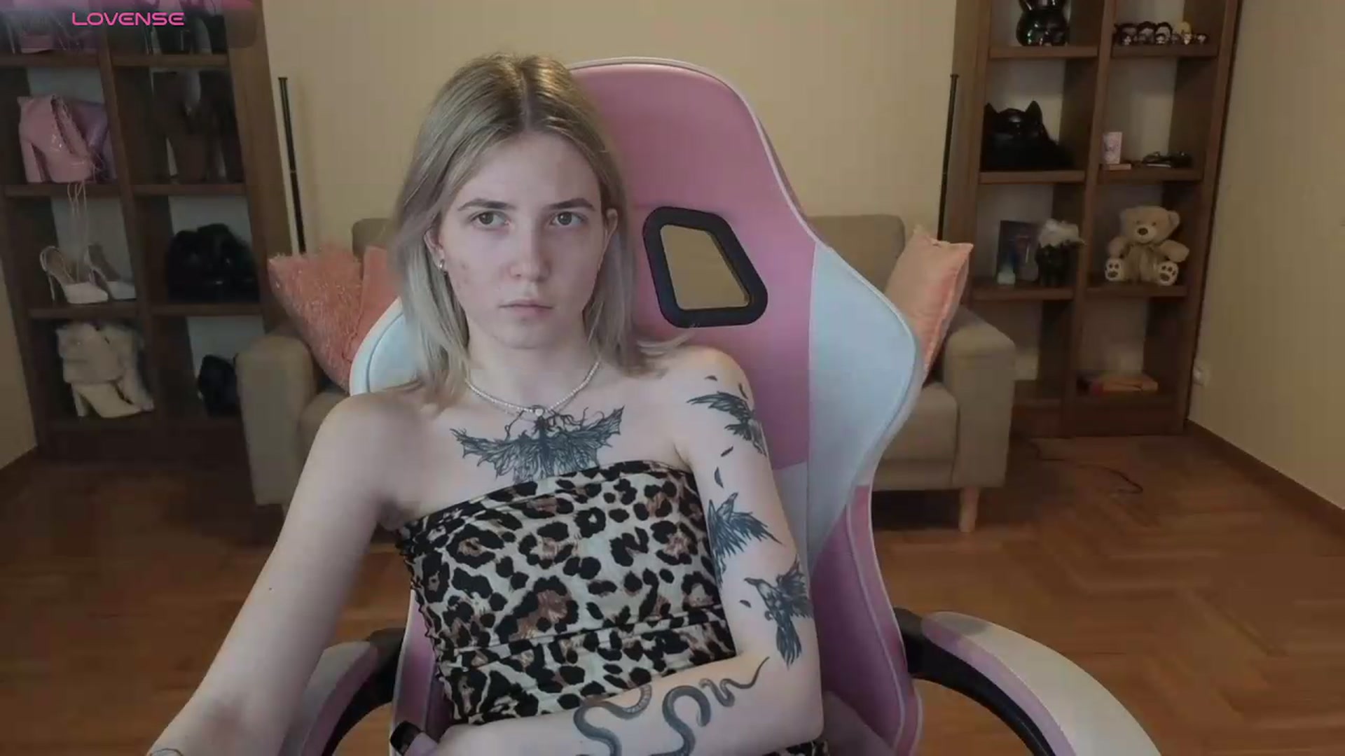 Gallery image thumbnail from Serphelia's myfreecams stream on, 06/03/2026, 14:29 image 10 of 20