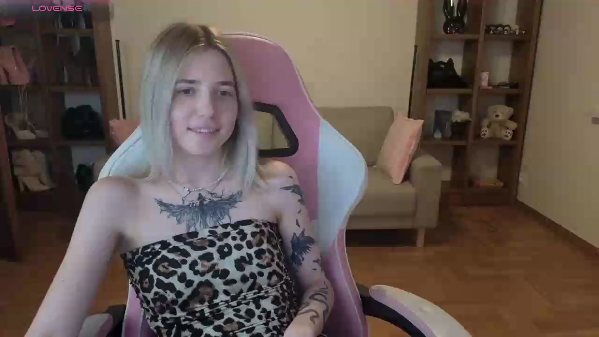 Gallery image thumbnail from Serphelia's myfreecams stream on, 06/03/2026, 16:44 image 16 of 20