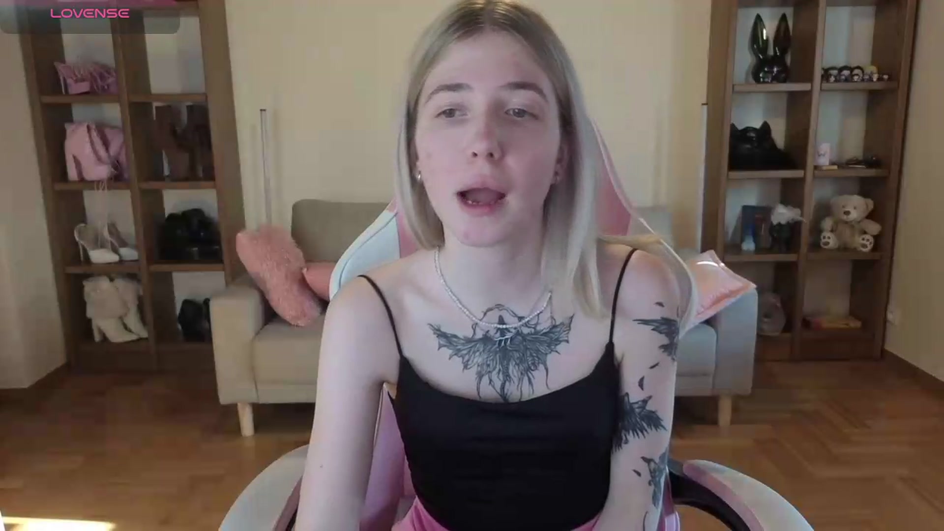 Gallery image thumbnail from Serphelia's myfreecams stream on, 06/08/2026, 18:54 image 6 of 20