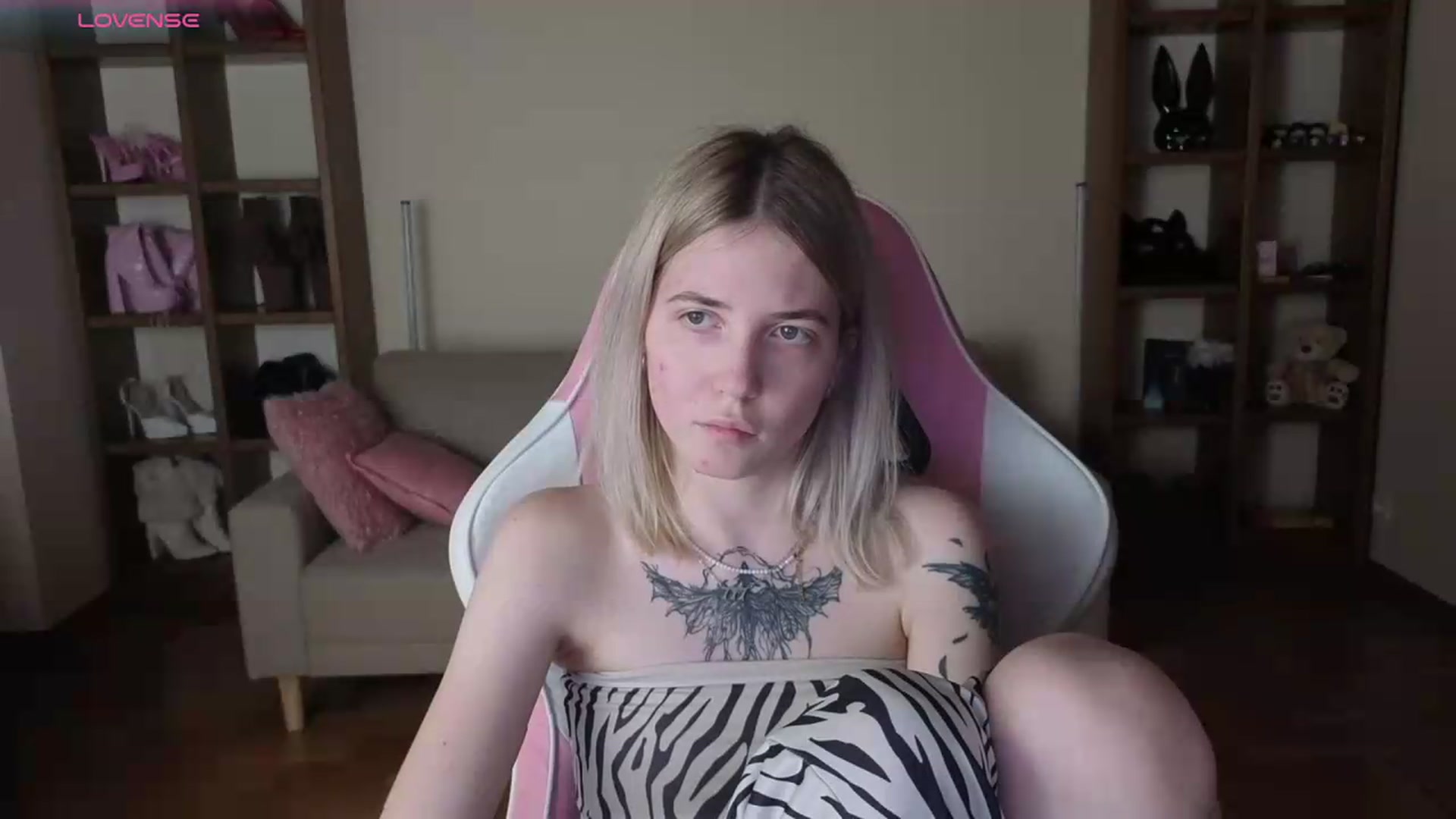 Gallery image thumbnail from Serphelia's myfreecams stream on, 06/09/2026, 19:52 image 5 of 20