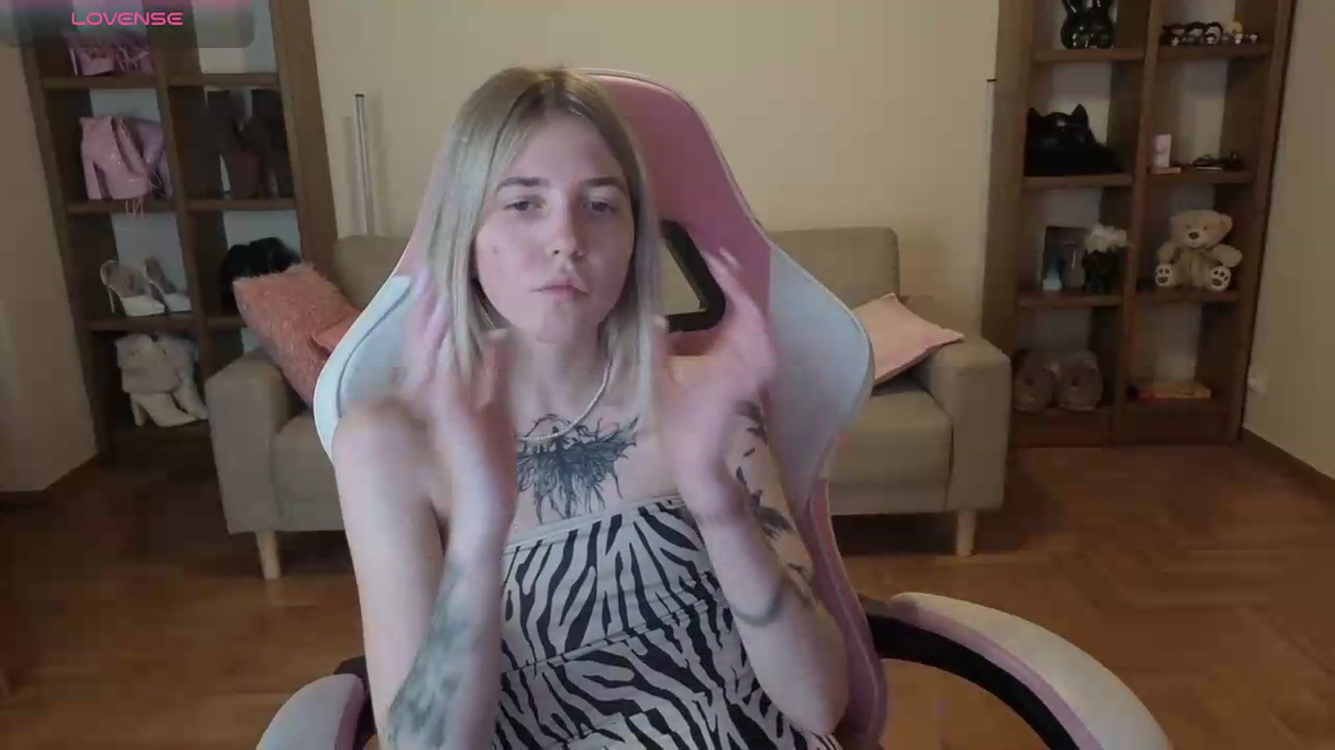 Gallery image thumbnail from Serphelia's myfreecams stream on, 06/09/2026, 22:34 image 9 of 20
