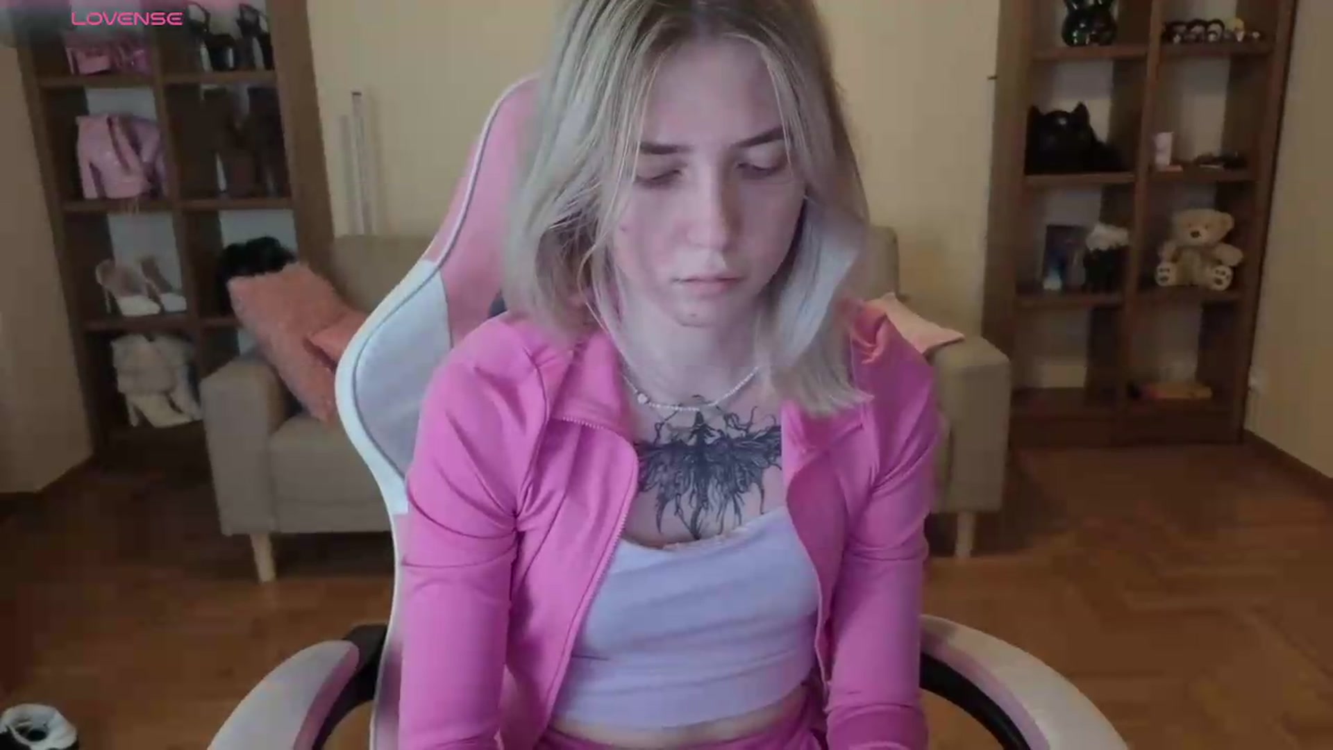 Gallery image thumbnail from Serphelia's myfreecams stream on, 06/10/2026, 18:19 image 9 of 20