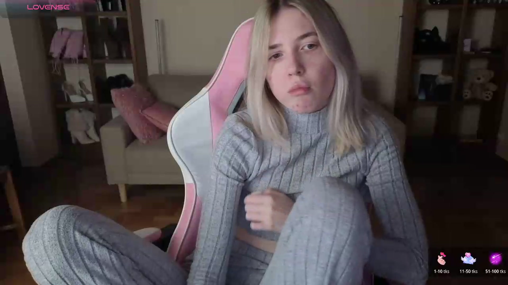 Gallery image thumbnail from Serphelia's myfreecams stream on, 06/11/2026, 19:50 image 13 of 20