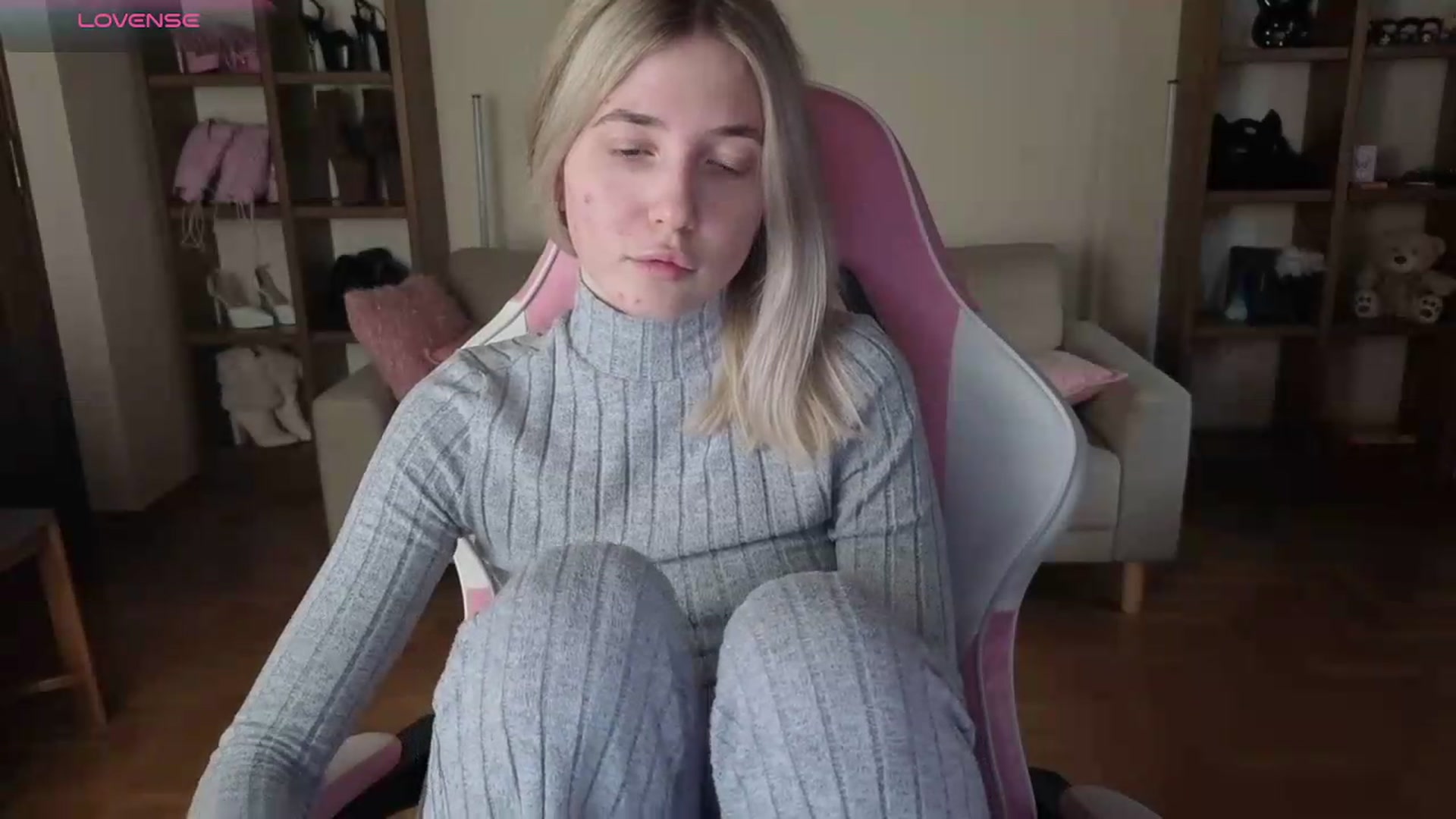 Gallery image thumbnail from Serphelia's myfreecams stream on, 06/11/2026, 19:50 image 6 of 20