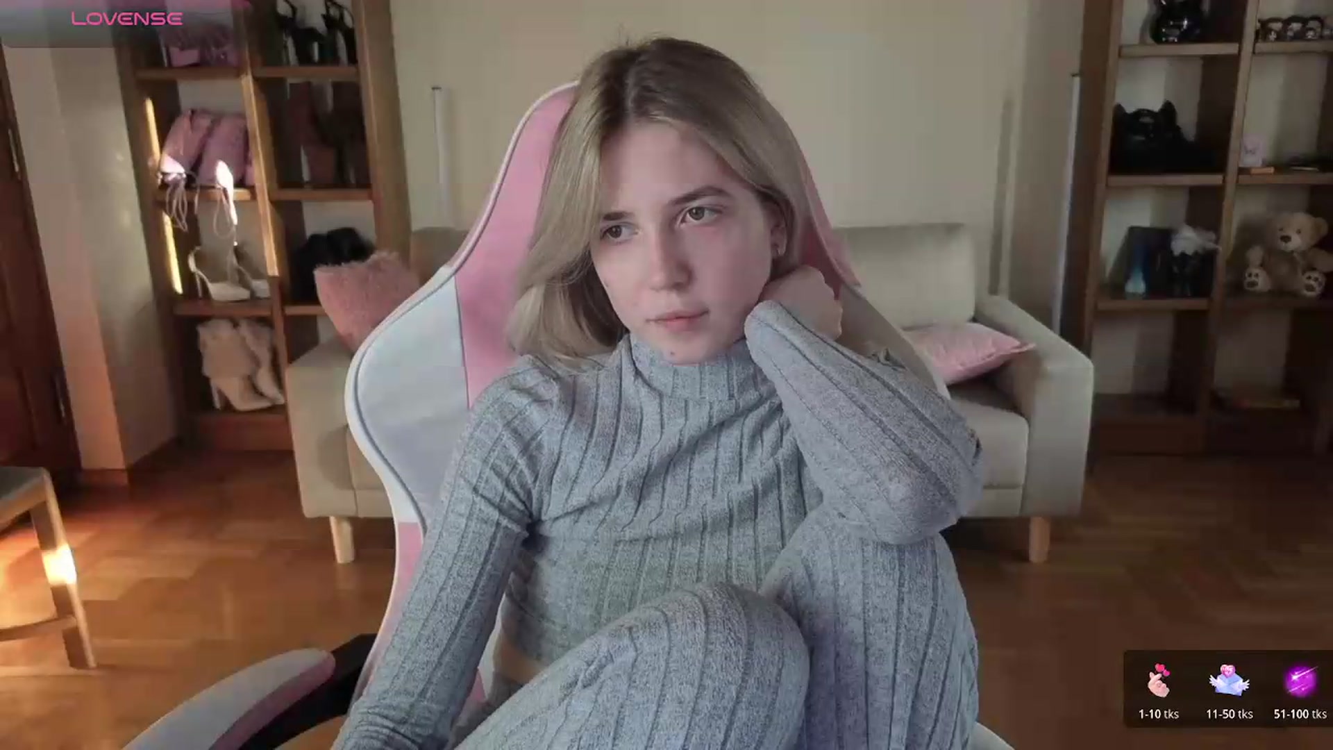 Gallery image thumbnail from Serphelia's myfreecams stream on, 06/11/2026, 19:50 image 2 of 20