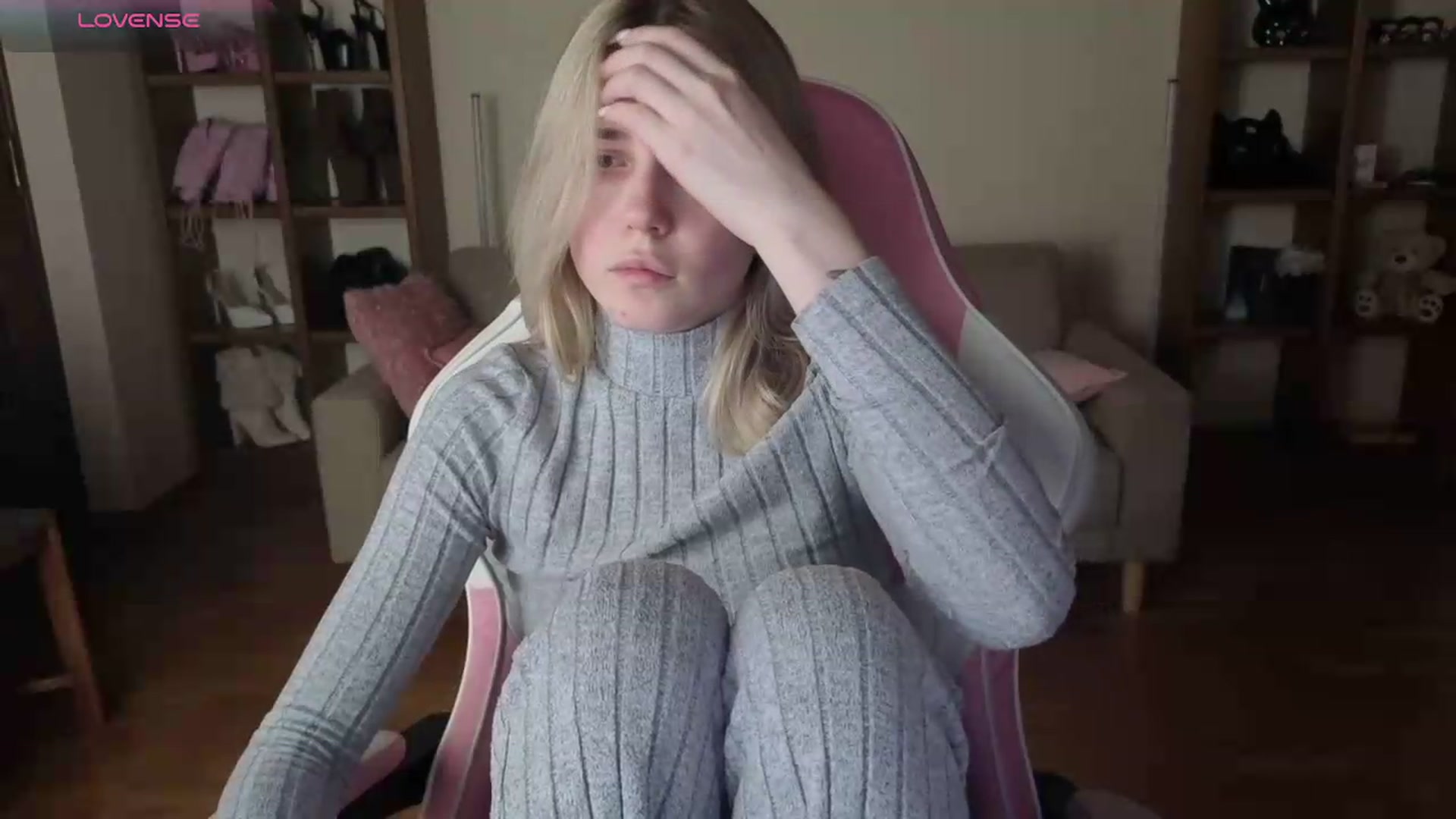 Gallery image thumbnail from Serphelia's myfreecams stream on, 06/11/2026, 19:50 image 10 of 20