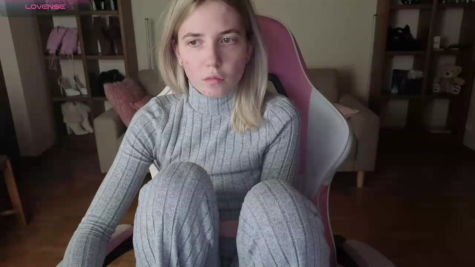 Gallery image thumbnail from Serphelia's myfreecams stream on, 06/11/2026, 19:50 image 18 of 20