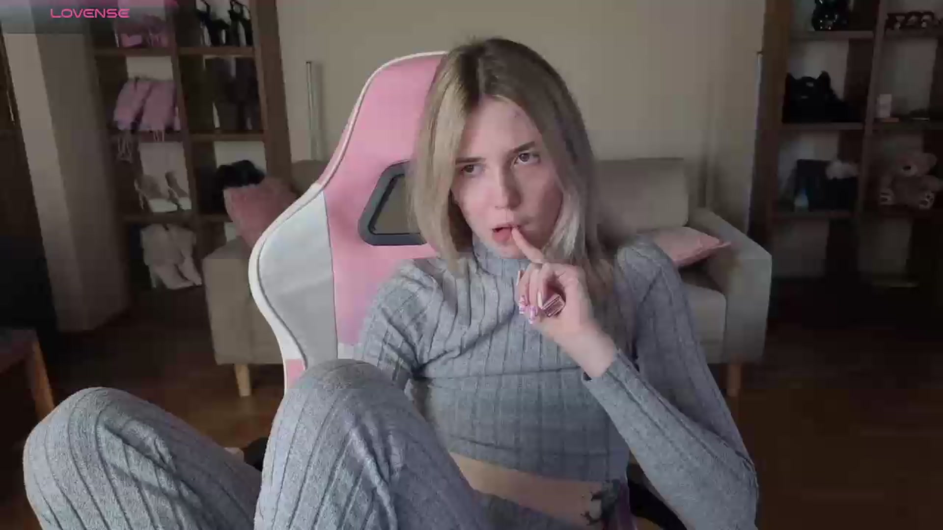 Gallery image thumbnail from Serphelia's myfreecams stream on, 06/11/2026, 19:50 image 5 of 20