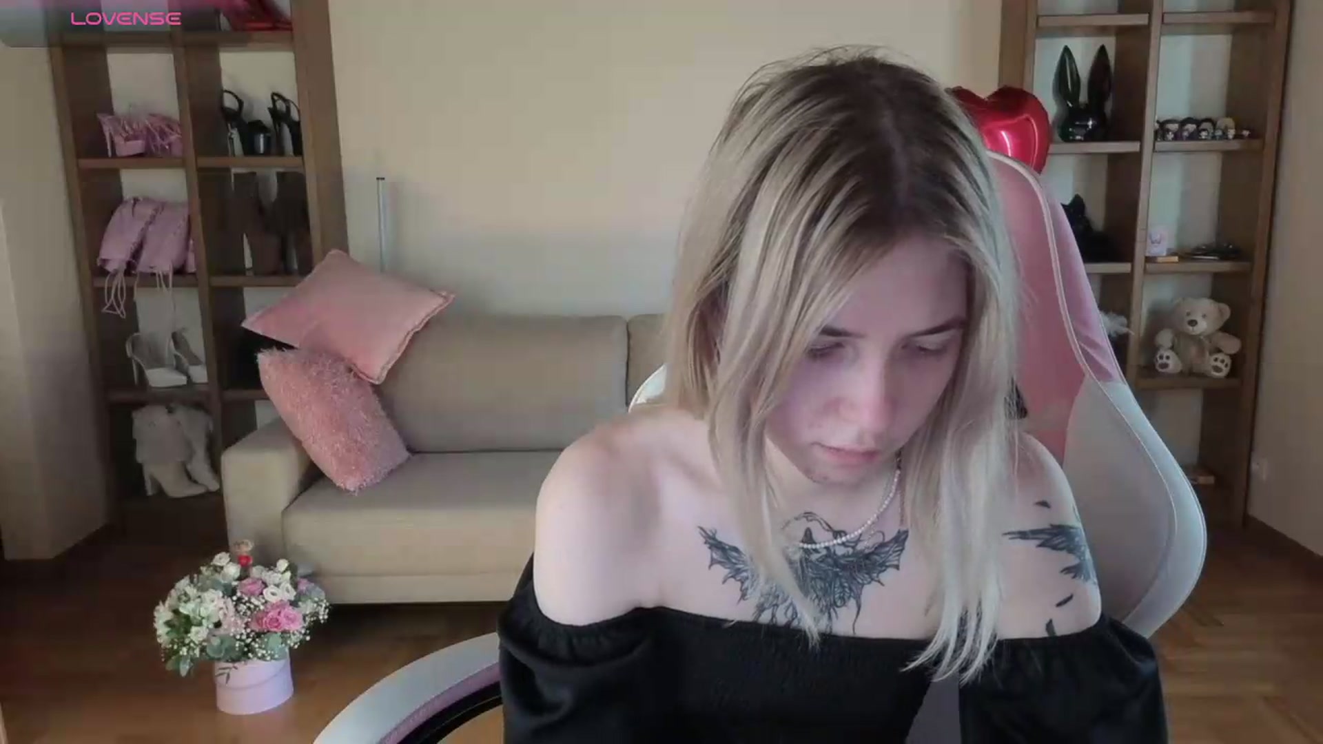 Gallery image thumbnail from Serphelia's myfreecams stream on, 06/12/2026, 17:01 image 5 of 20