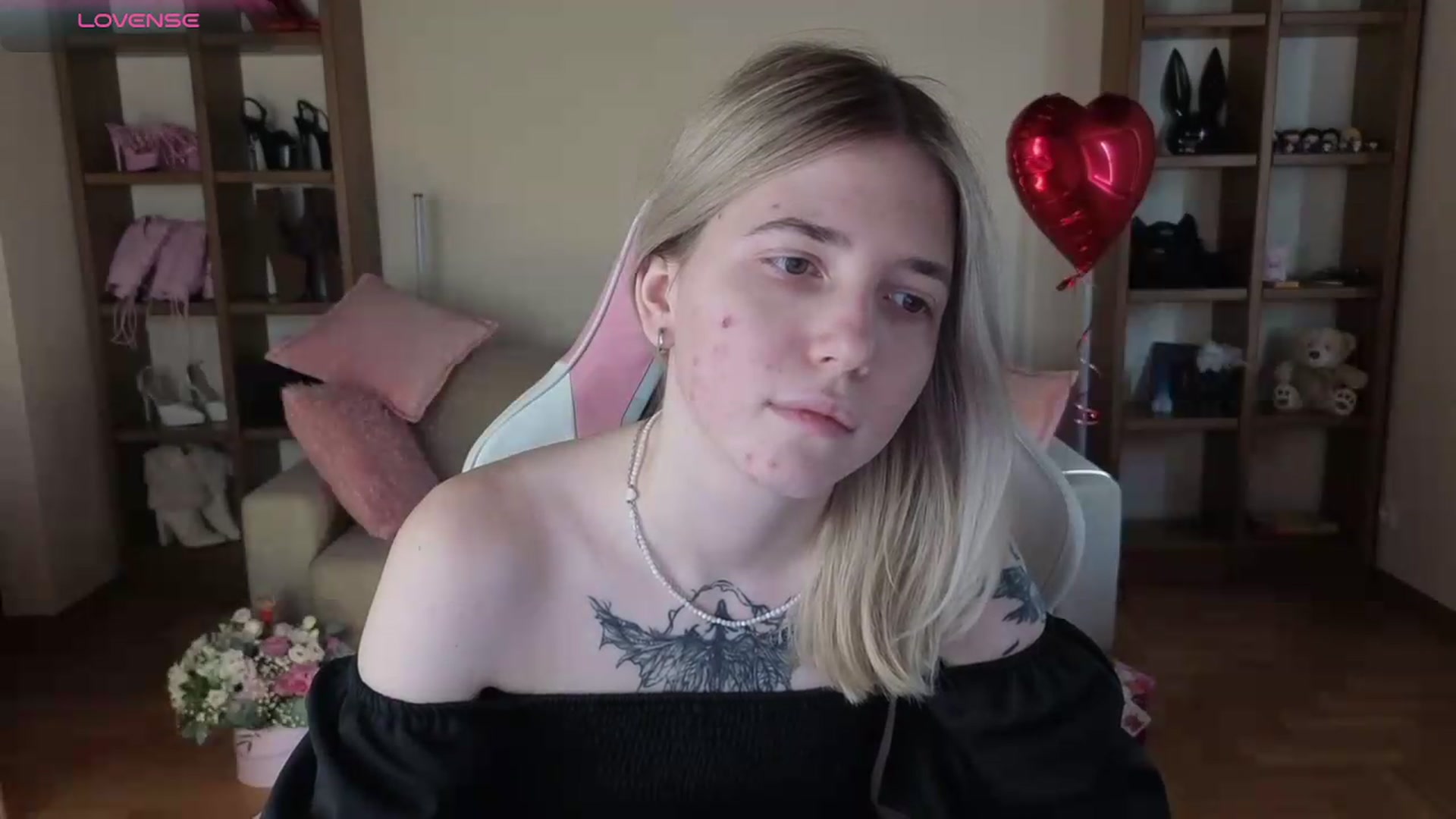 Gallery image thumbnail from Serphelia's myfreecams stream on, 06/12/2026, 17:01 image 8 of 20