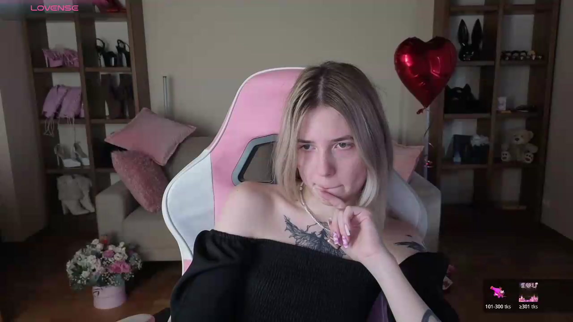 Gallery image thumbnail from Serphelia's myfreecams stream on, 06/12/2026, 17:01 image 12 of 20