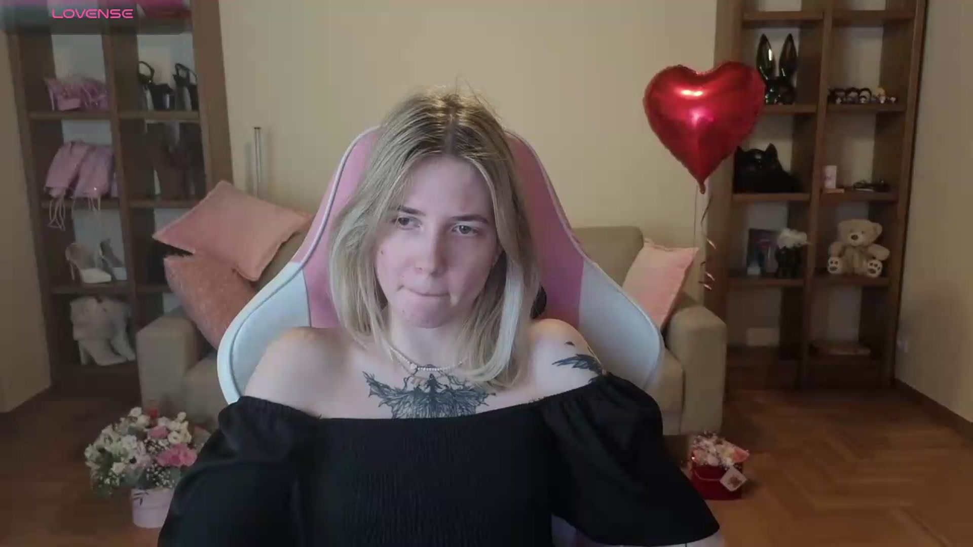 Gallery image thumbnail from Serphelia's myfreecams stream on, 06/12/2026, 22:50 image 19 of 20
