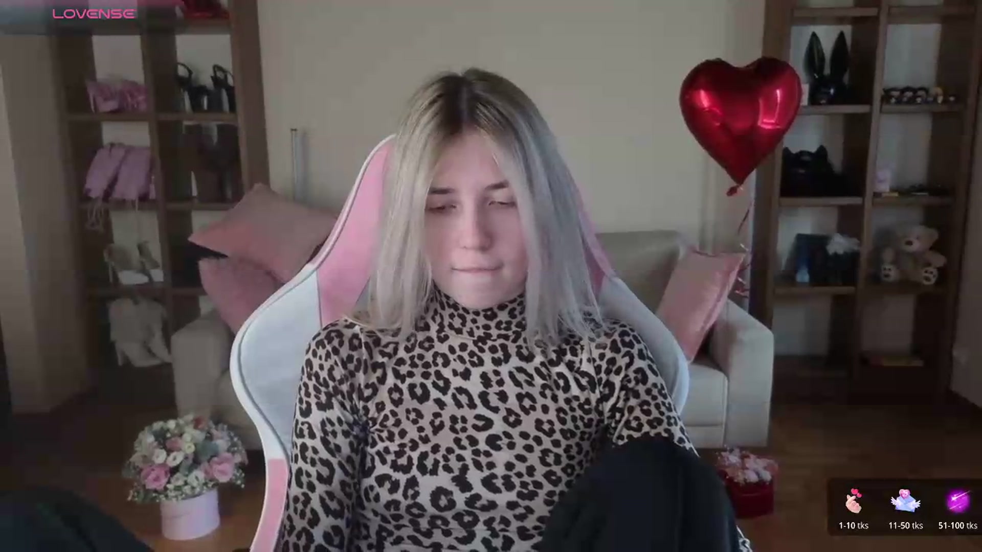 Gallery image thumbnail from Serphelia's myfreecams stream on, 06/13/2026, 16:17 image 6 of 20