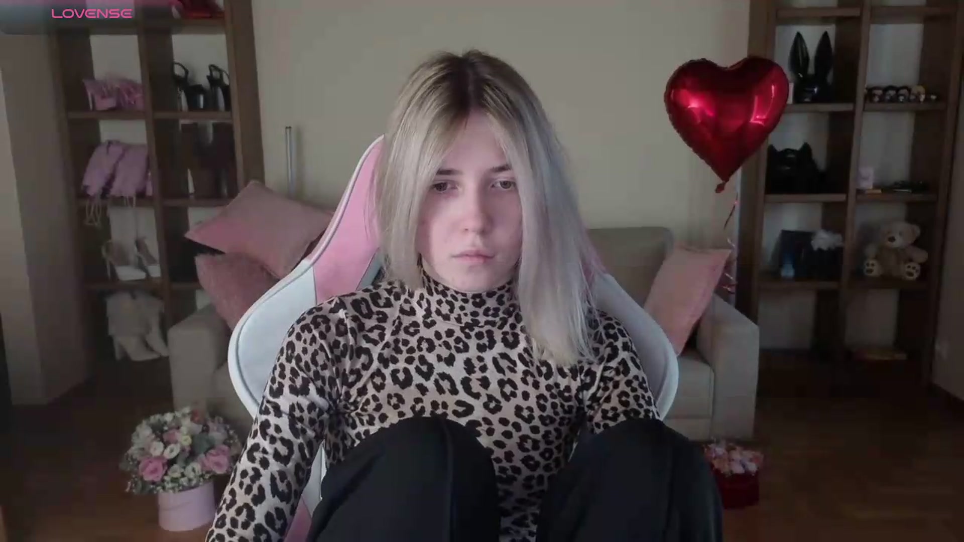 Gallery image thumbnail from Serphelia's myfreecams stream on, 06/13/2026, 16:17 image 4 of 20