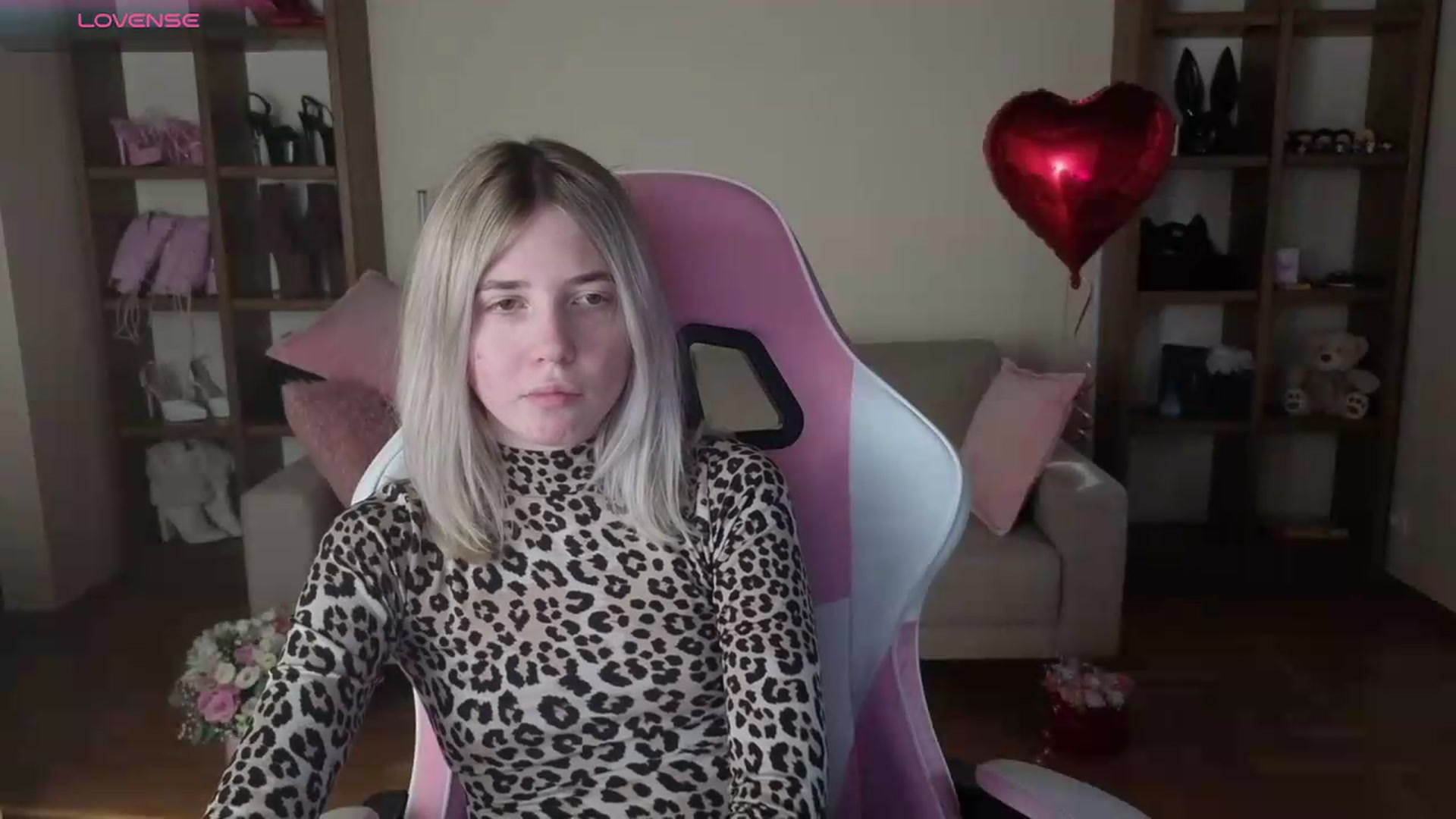 Gallery image thumbnail from Serphelia's myfreecams stream on, 06/13/2026, 17:03 image 6 of 20