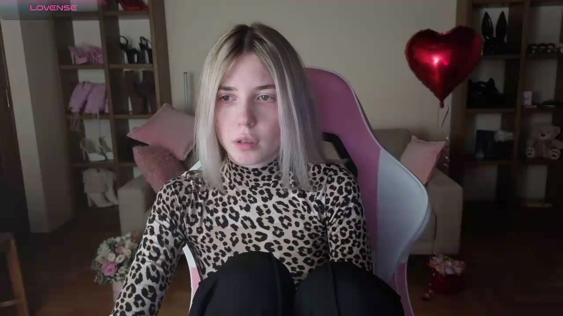 Gallery image thumbnail from Serphelia's myfreecams stream on, 06/13/2026, 21:36 image 6 of 20
