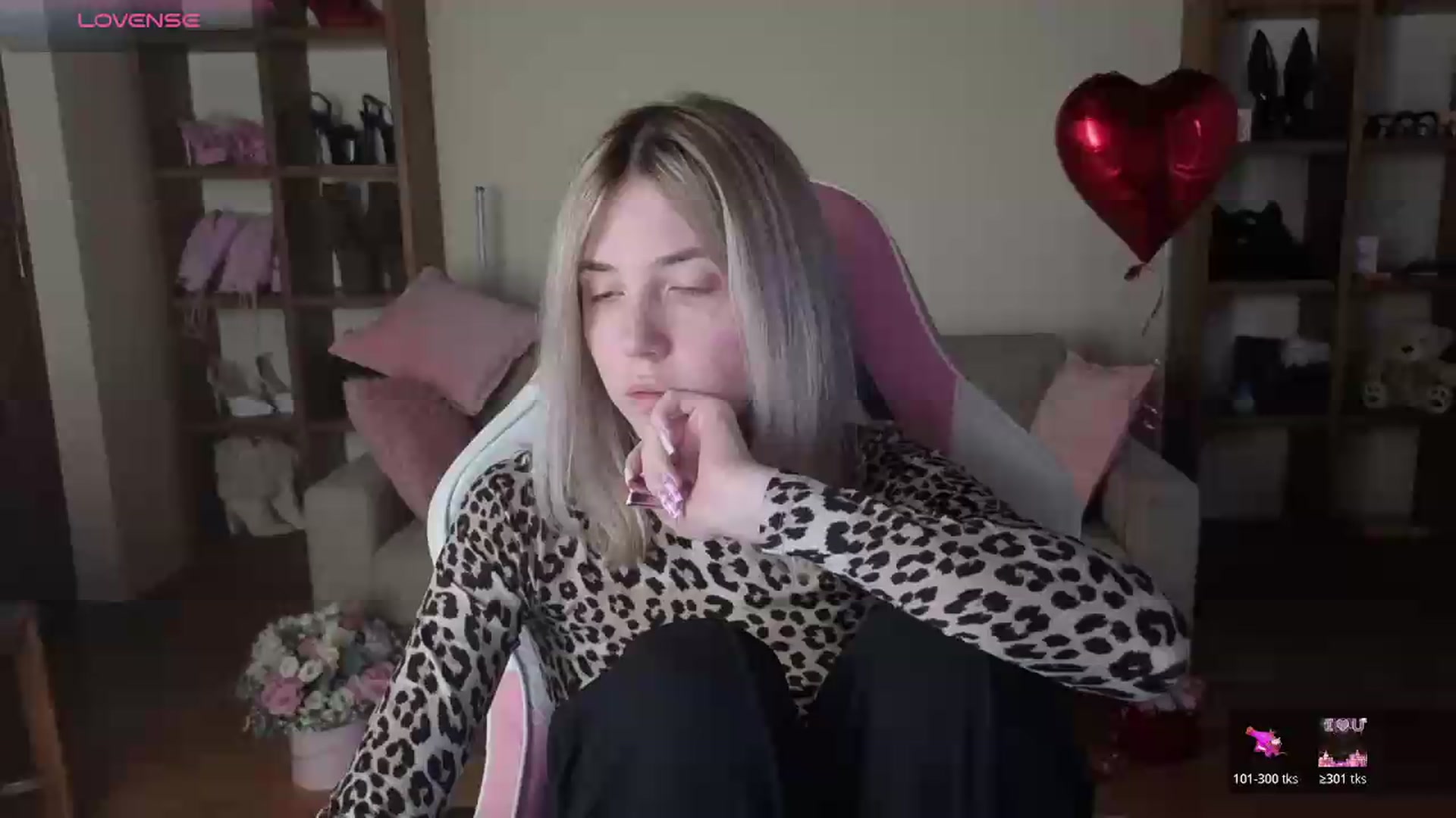 Gallery image thumbnail from Serphelia's myfreecams stream on, 06/13/2026, 21:36 image 1 of 20