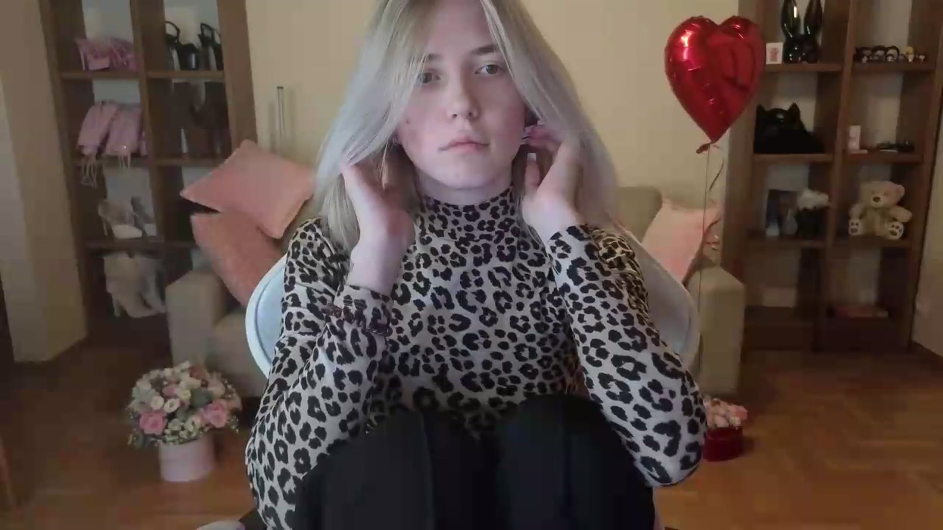 Gallery image thumbnail from Serphelia's myfreecams stream on, 06/13/2026, 21:36 image 20 of 20