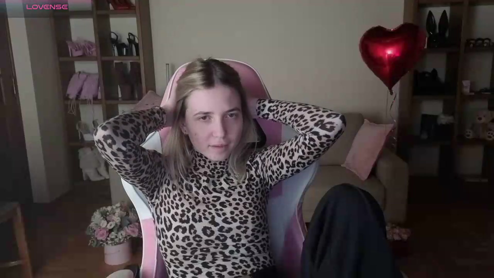 Gallery image thumbnail from Serphelia's myfreecams stream on, 06/13/2026, 21:36 image 10 of 20